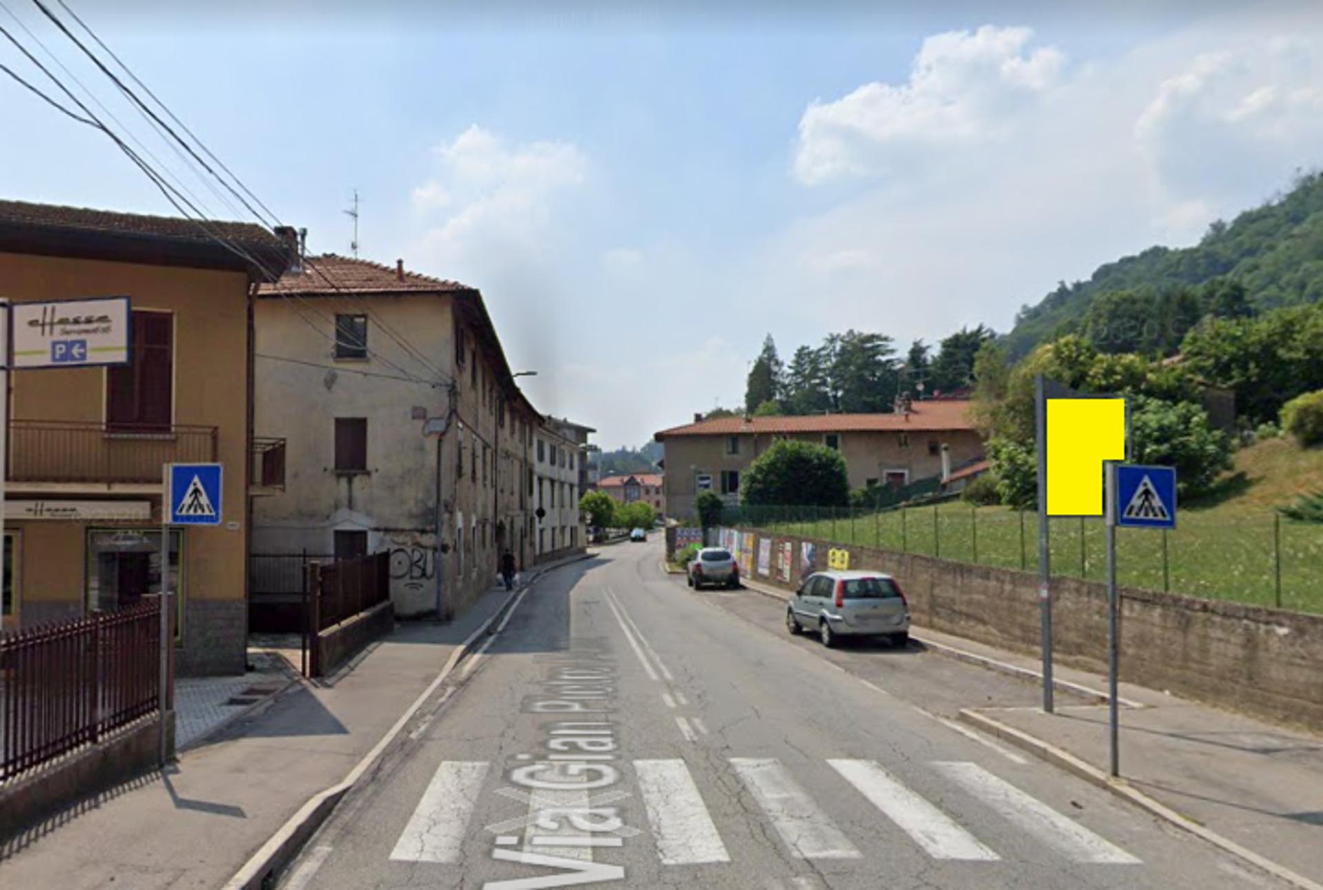 Impianto CARTELLONISTICA a Induno Olona, in zona Chiesa di San Bernardino