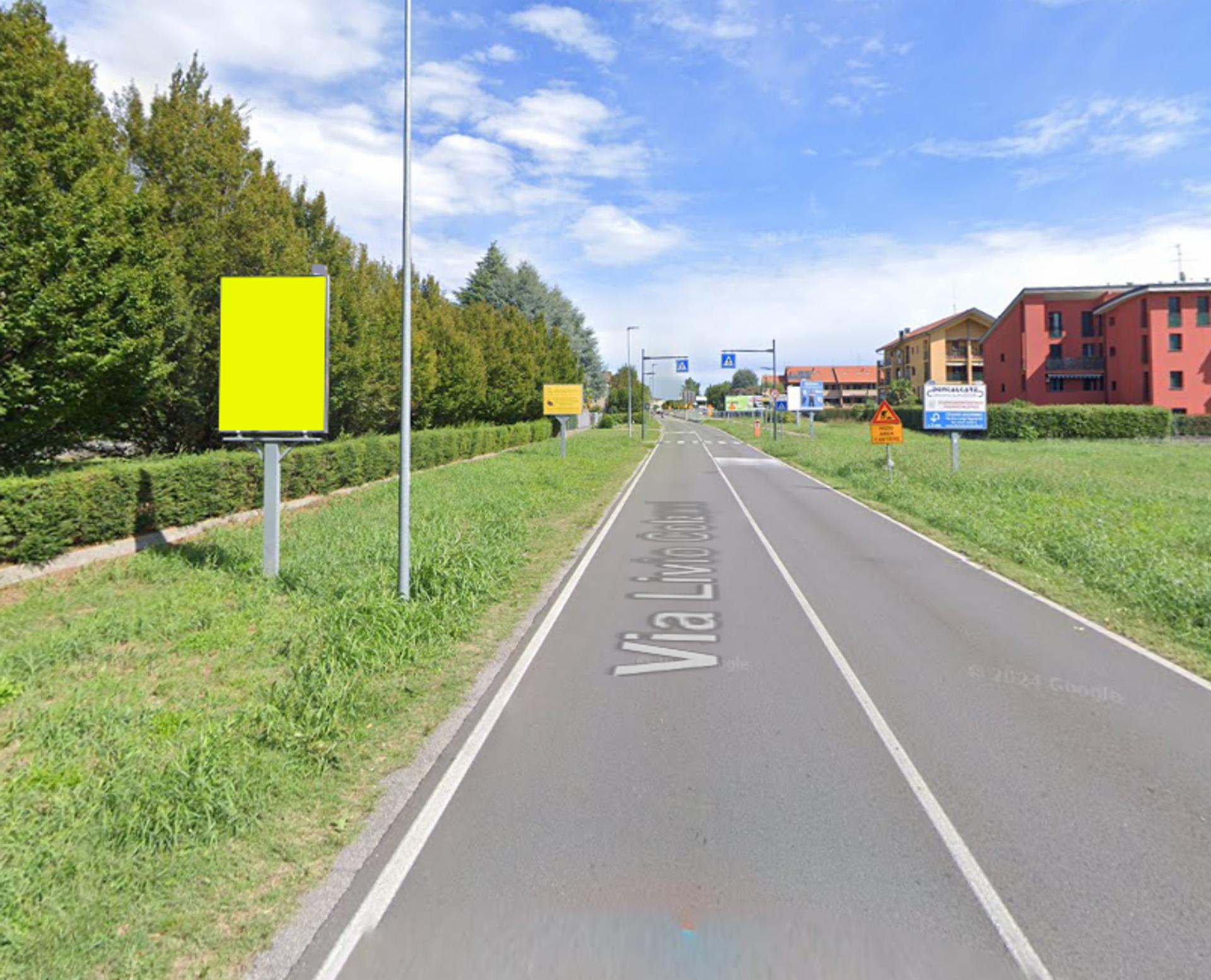 Impianto CARTELLONISTICA a Seregno, in zona Tema Casa arredamenti