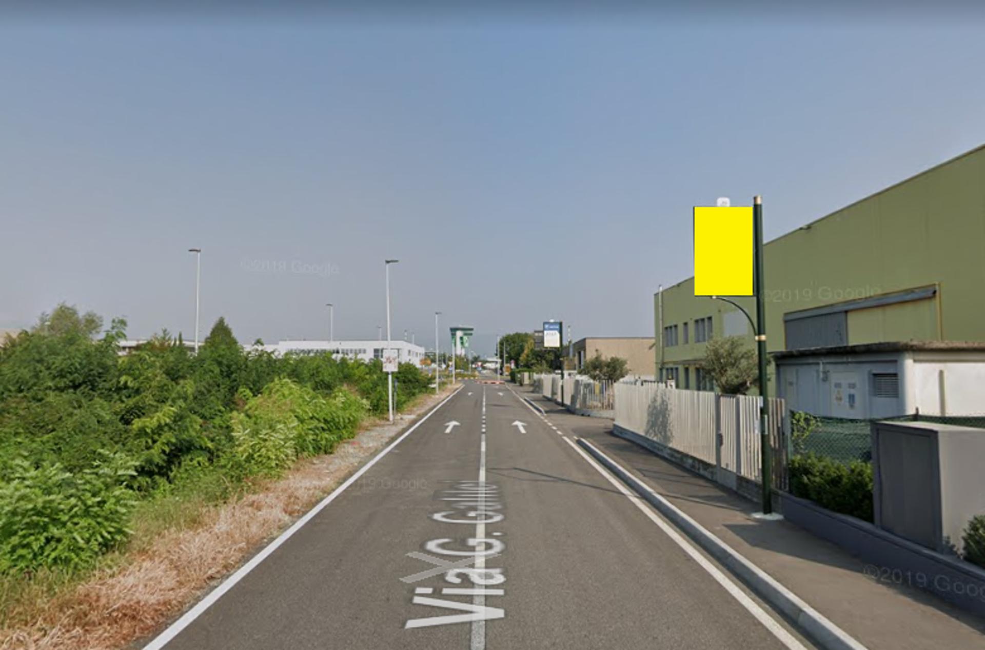 Impianto CARTELLONISTICA a Orio al Serio, in zona difstore