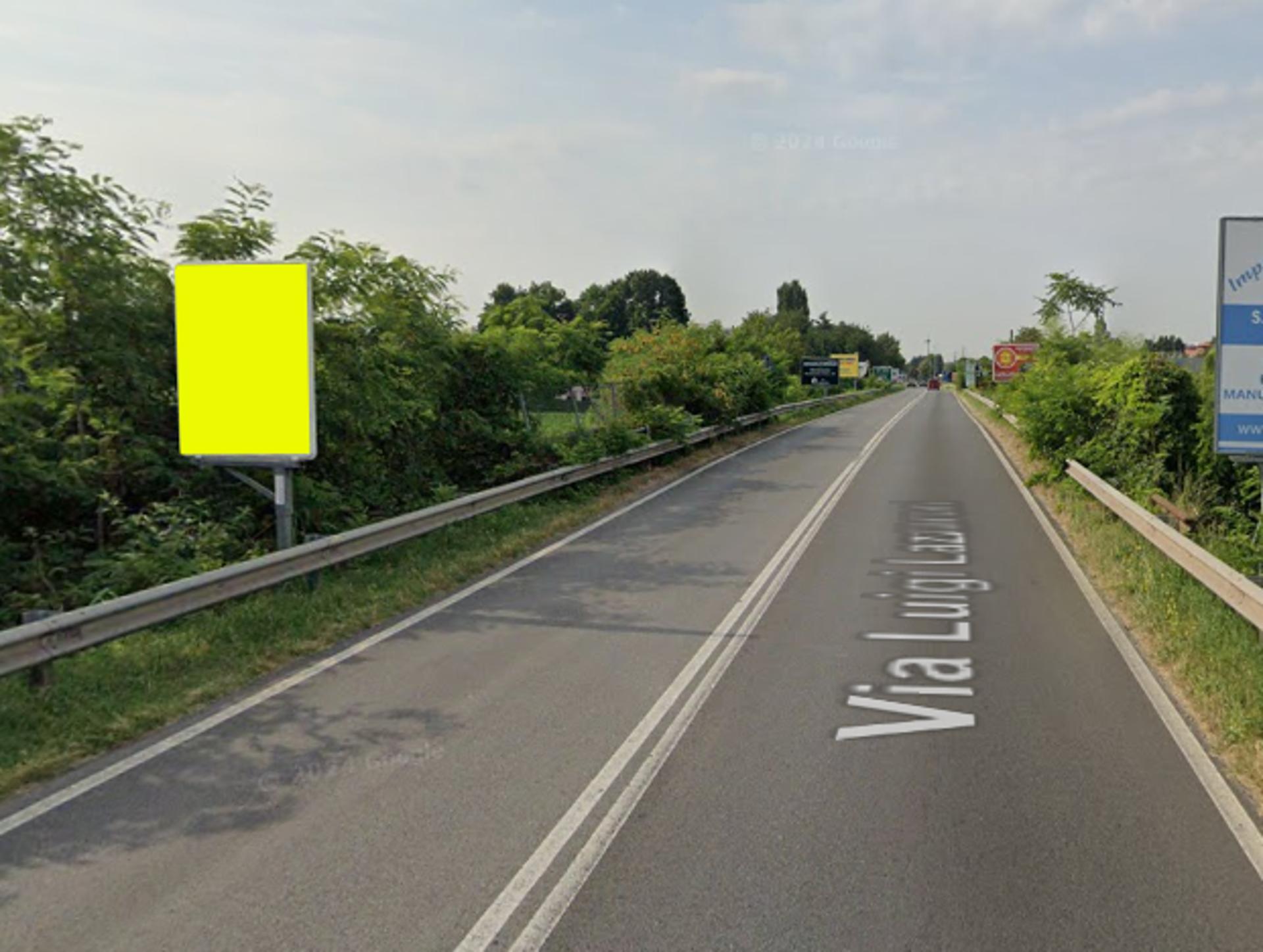 Impianto CARTELLONISTICA a Saronno, in zona Grandi Magazzini Bossi