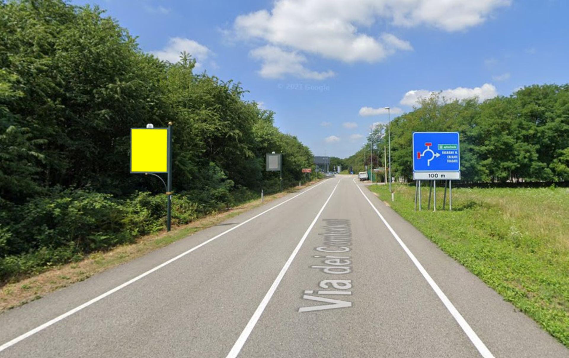 Impianto CARTELLONISTICA a Solbiate Olona, in zona Iper Farma
