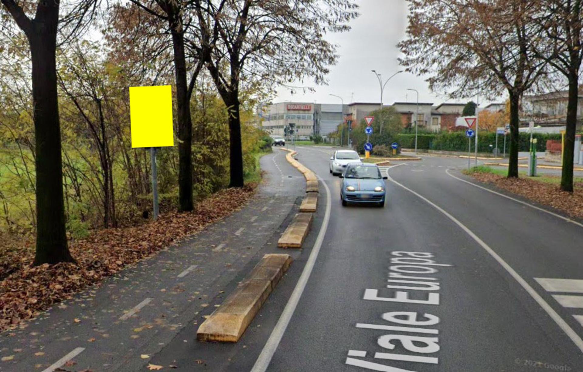 Impianto CARTELLONISTICA a Treviolo, in zona Biblioteca civica