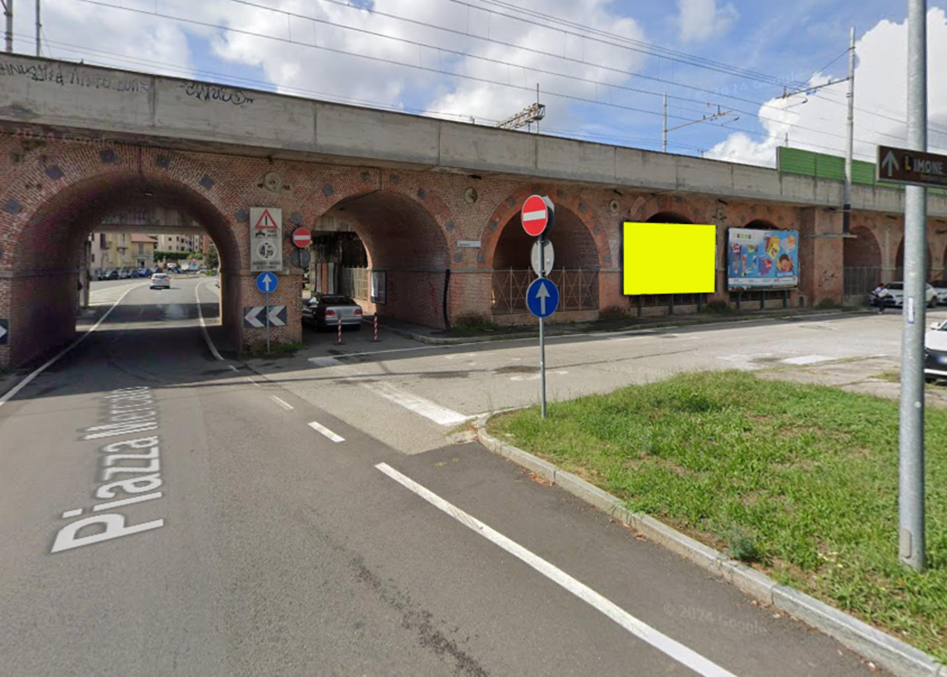 Impianto 6 X 3 a Moncalieri, in zona The Karryman