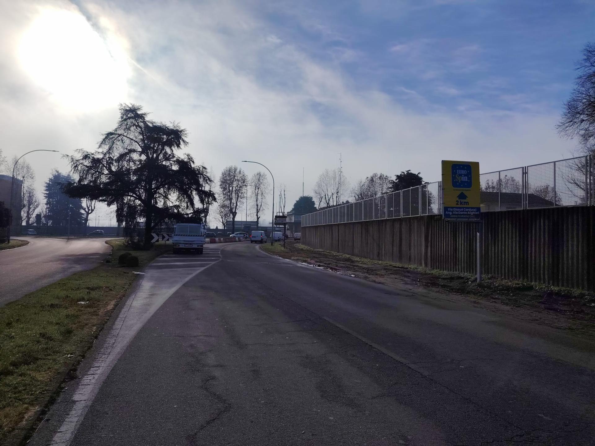 Impianto a Via Giotto 50 mt prima di incrocio con SS 494  Abbiategrasso