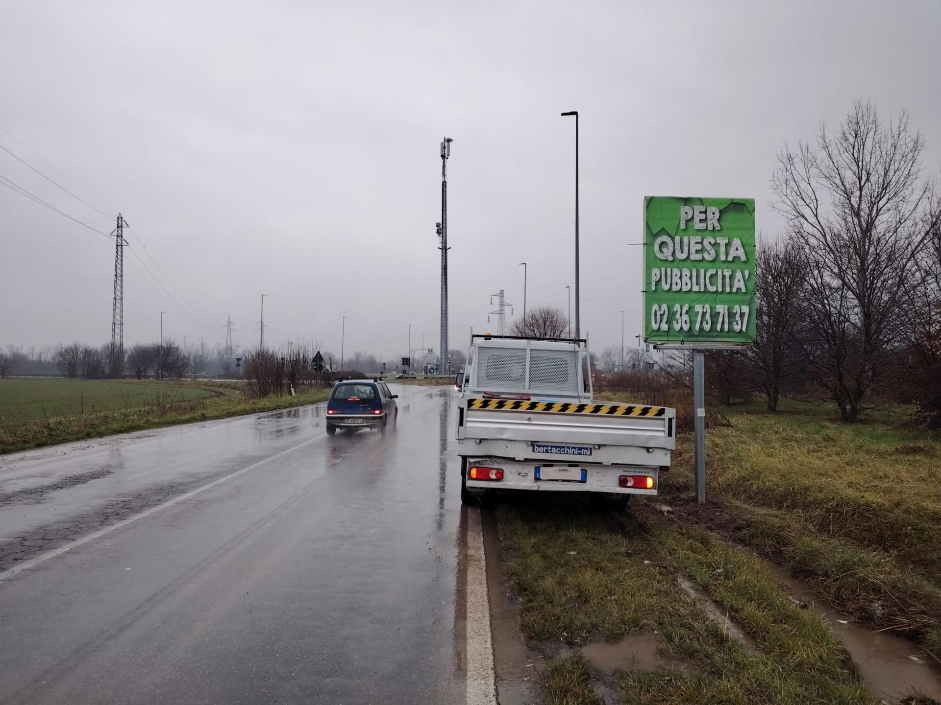 Impianto a S.p 172 dir 50 mt prima di Via Trento e Trieste  Settimo Milanese