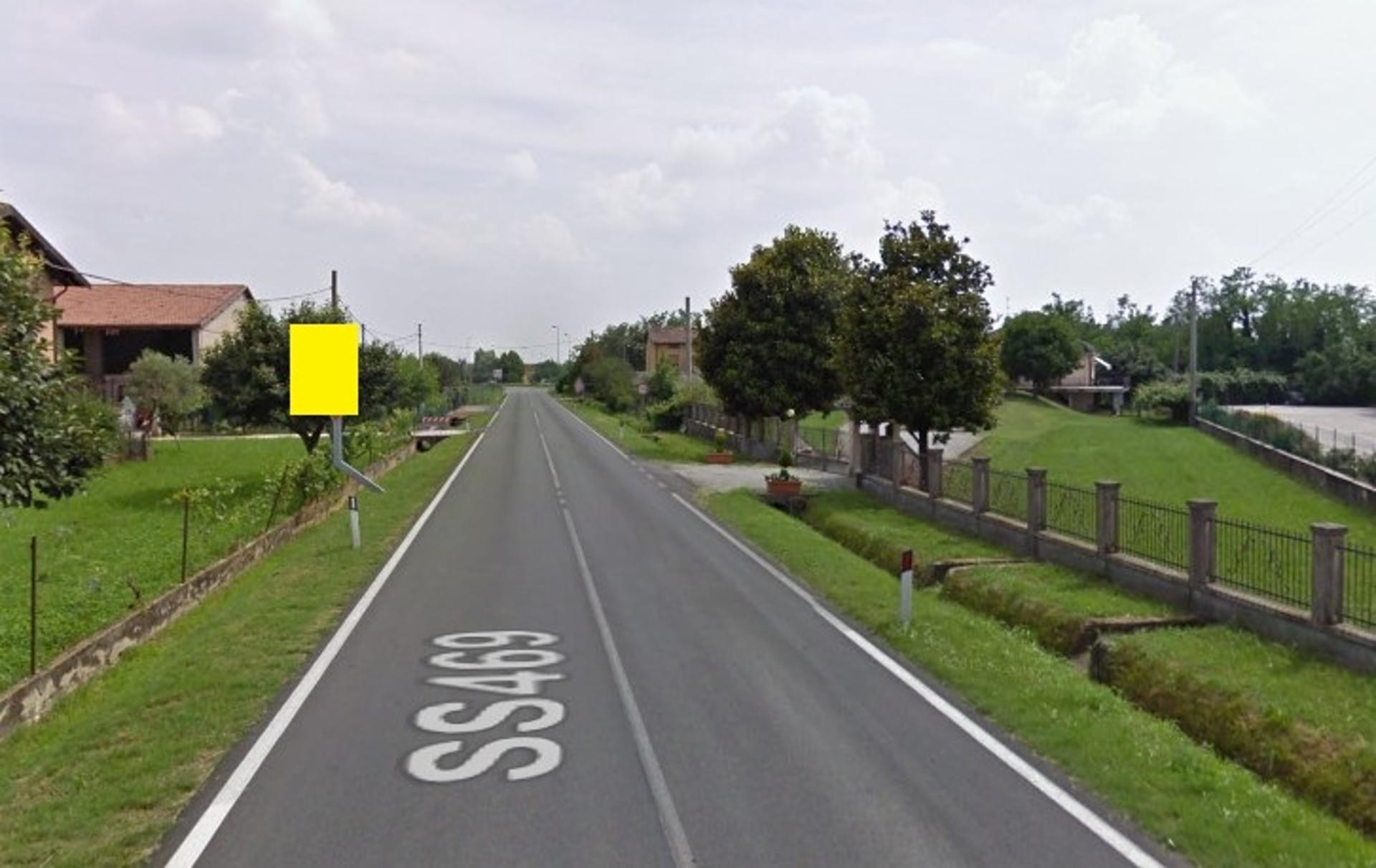 Impianto CARTELLONISTICA a Urago d'Oglio, in zona Belvedere