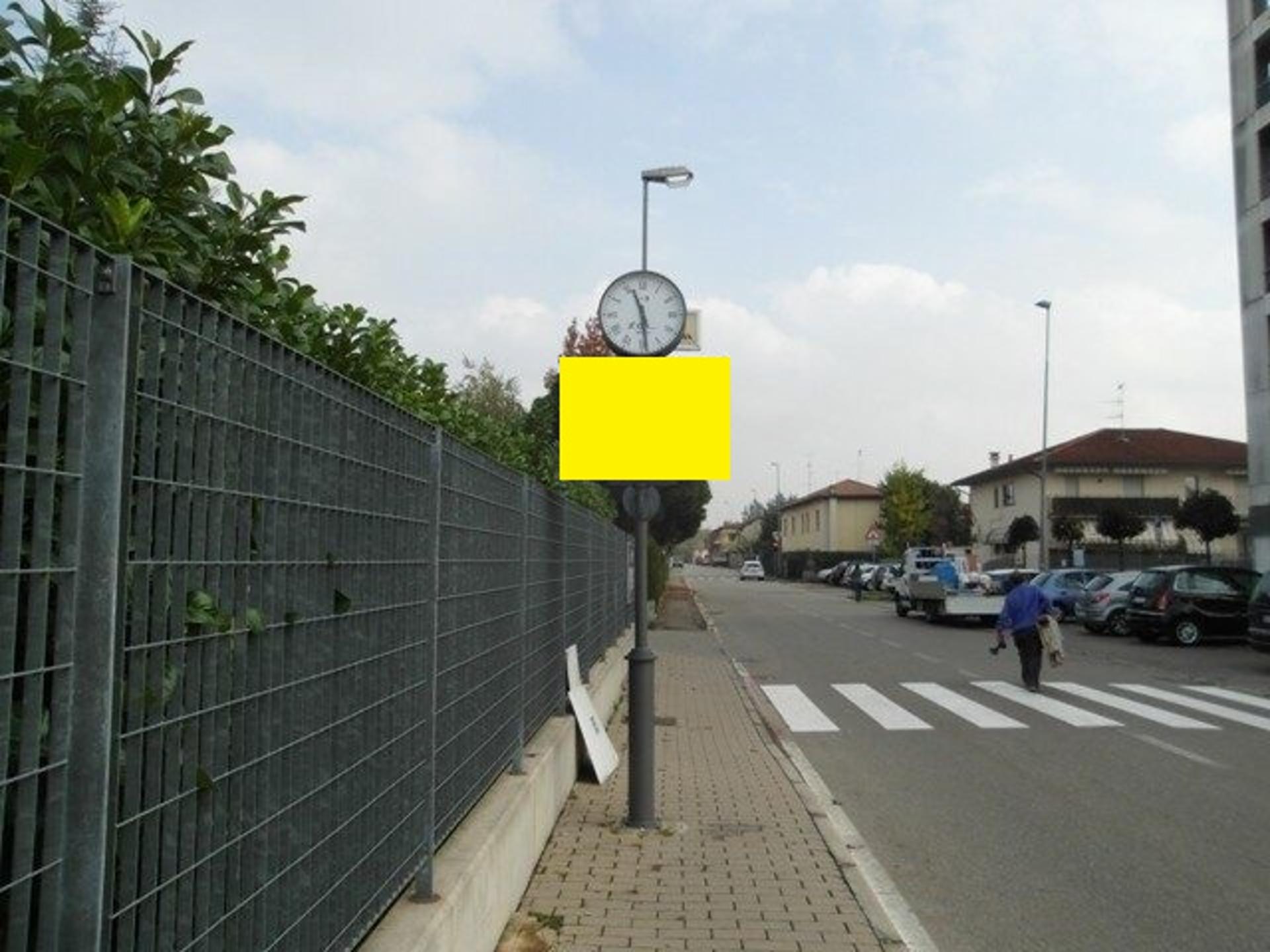 Impianto OROLOGIO a Cassano Magnago, in zona Scuola Materna Statale Bruno Munari