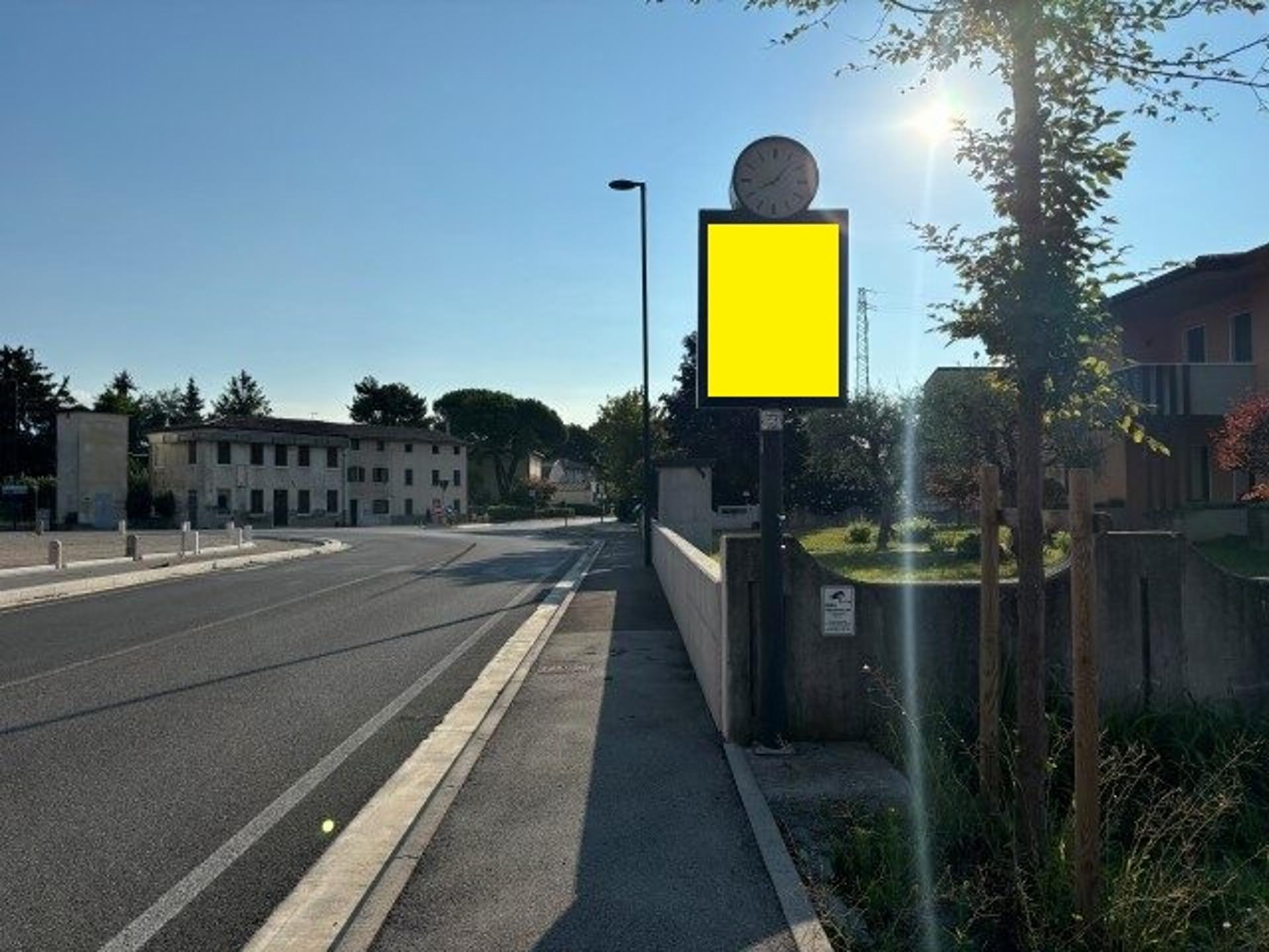 Impianto a VIA PAPA GIOVANNI XXIII SP 57 KM 6 + 285 DX  FRONTE CHIESA - FRAZ. FELLETTE  Romano d'Ezzelino