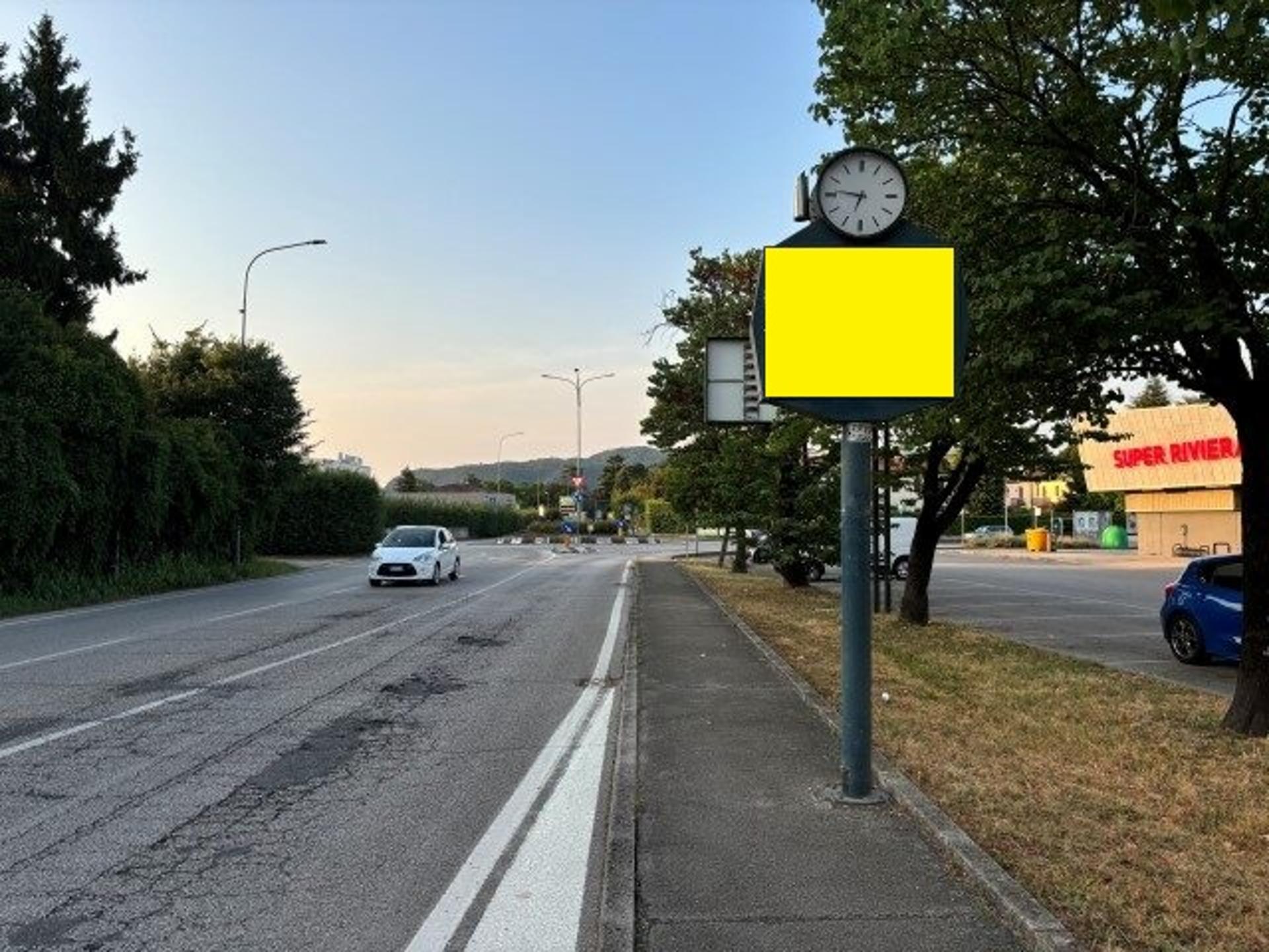 Impianto a VIALE RIVIERA BERICA  FRONTE IPERMERCATO - INCROCIO CON VIA ENRICO DE NICOLA  Vicenza