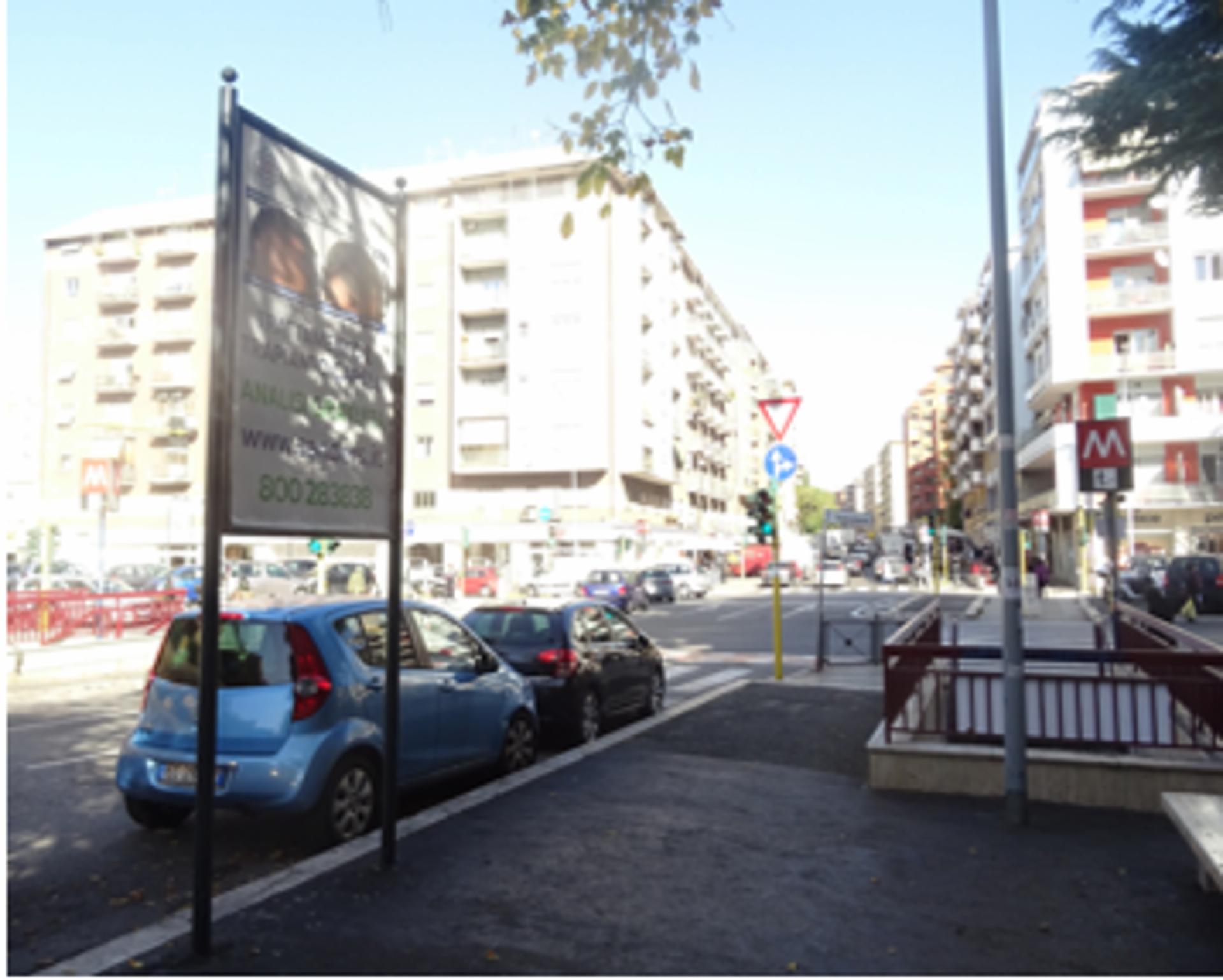 Impianto STENDARDO a Roma, in zona H&M