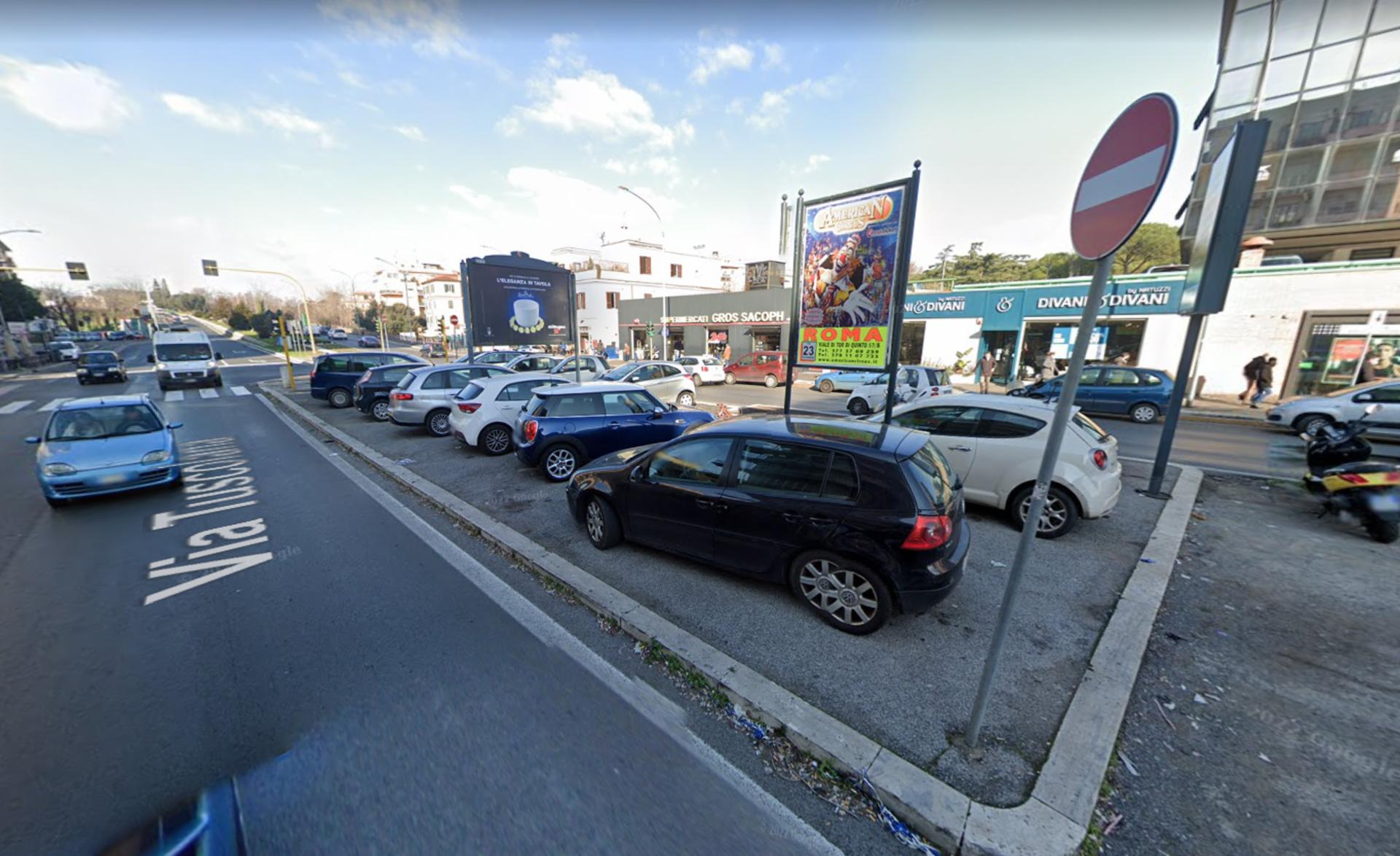 Impianto STENDARDO a Roma, in zona Supermercati Gros Sacoph