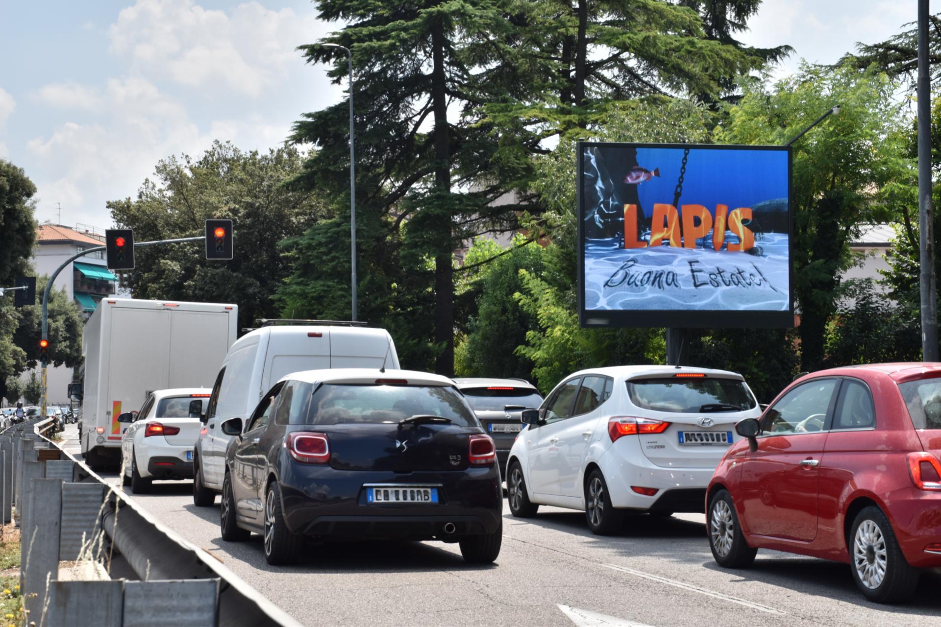 Impianto DISPLAY / LED a Verona, in zona Pronto Pizza