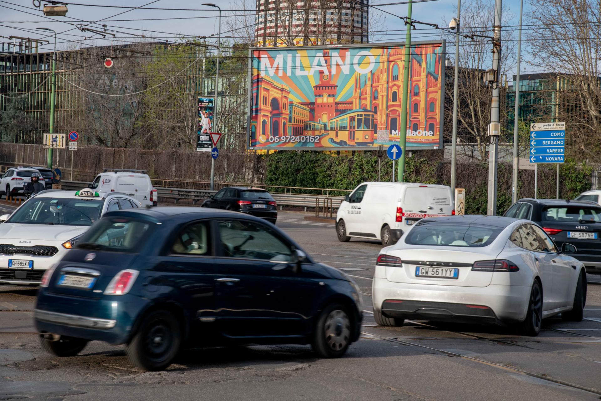 Impianto MEDI FORMATI a Milano, in zona Shoo Loong Kan