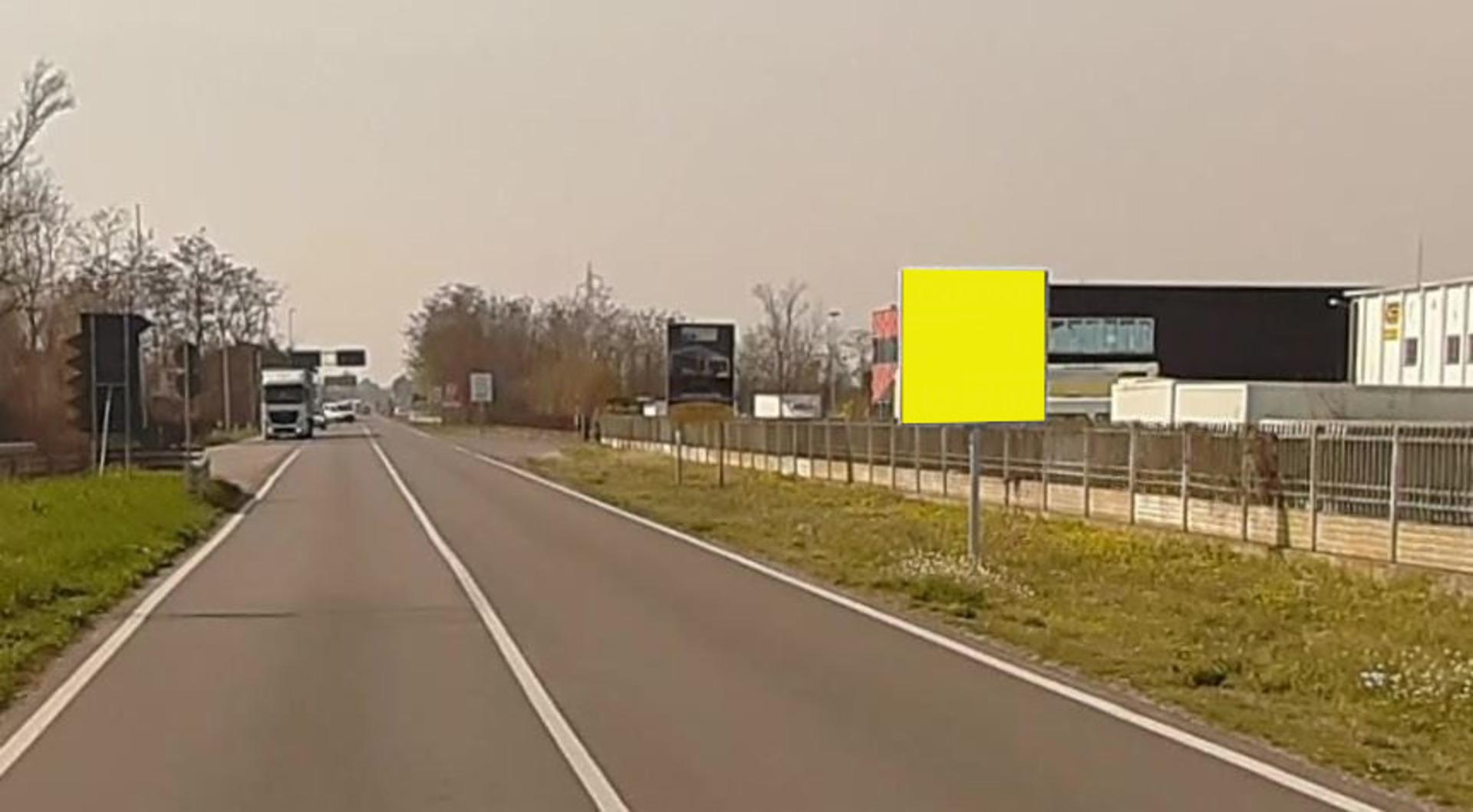 Impianto CARTELLONISTICA a Castegnato, in zona Castegnato - casc.barco