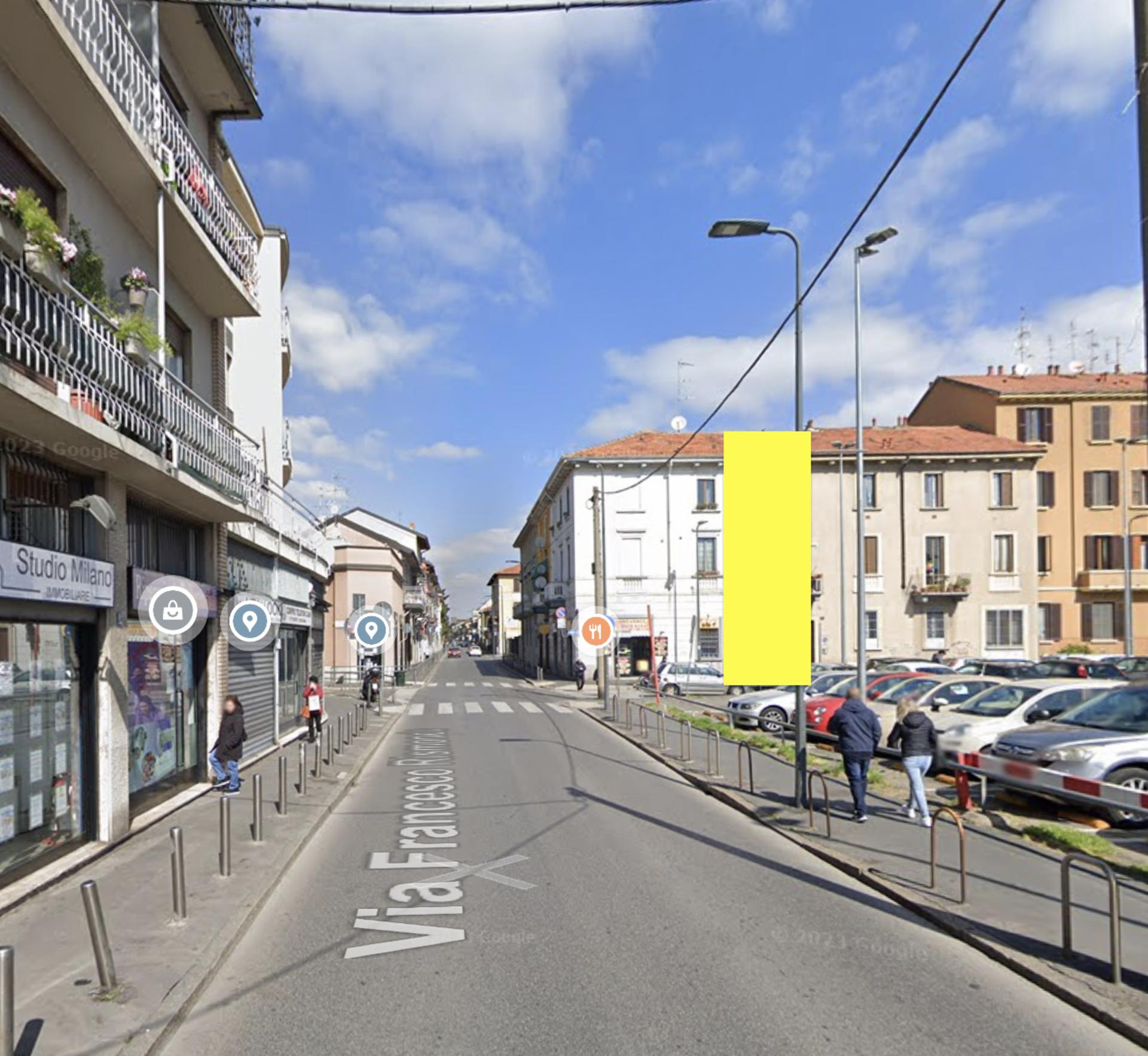 Impianto VERTICAL BANNER a Milano, in zona Istanbul Doner Kebab