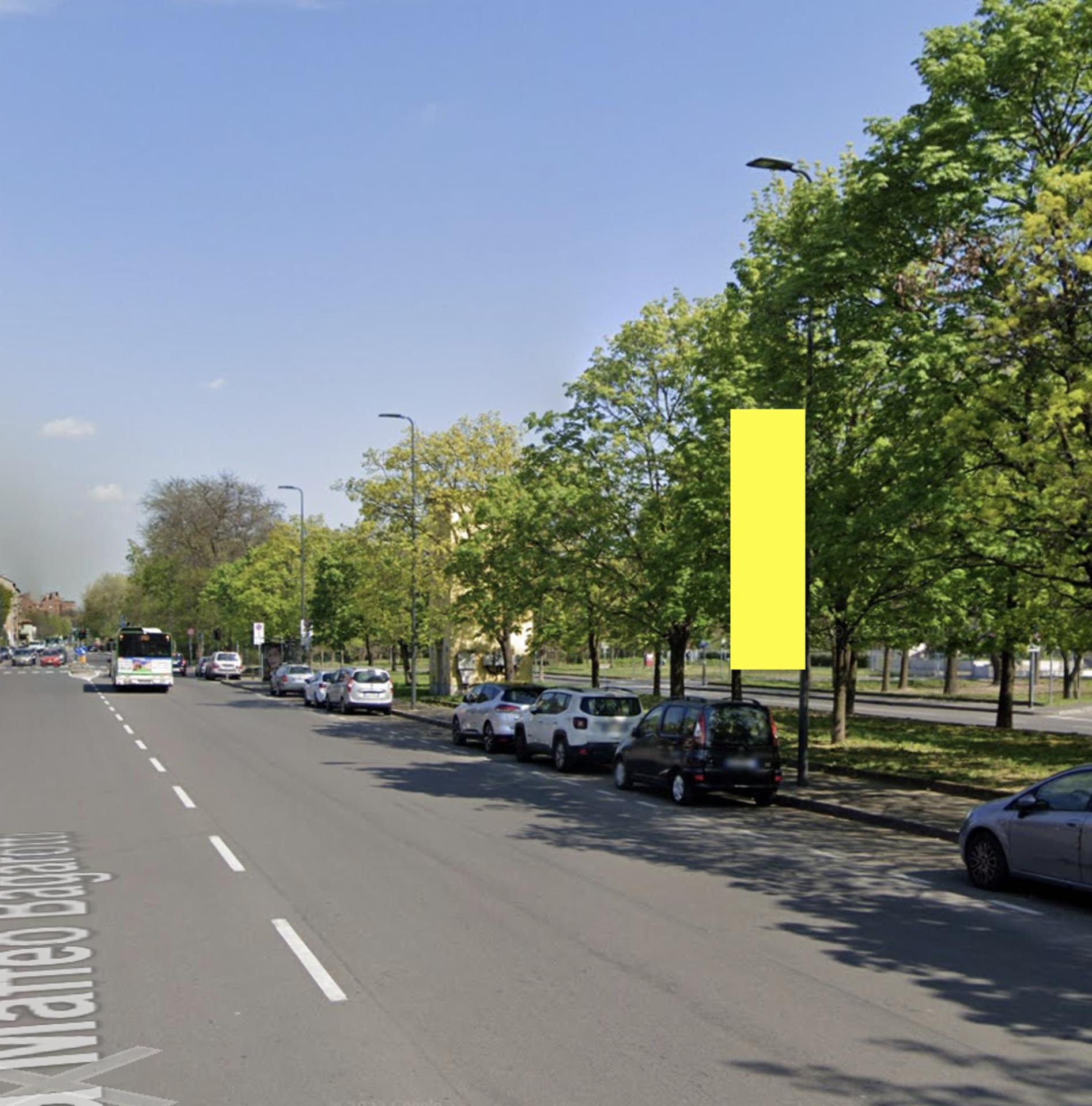 Impianto VERTICAL BANNER a Milano, in zona El carbonazo de Baggio