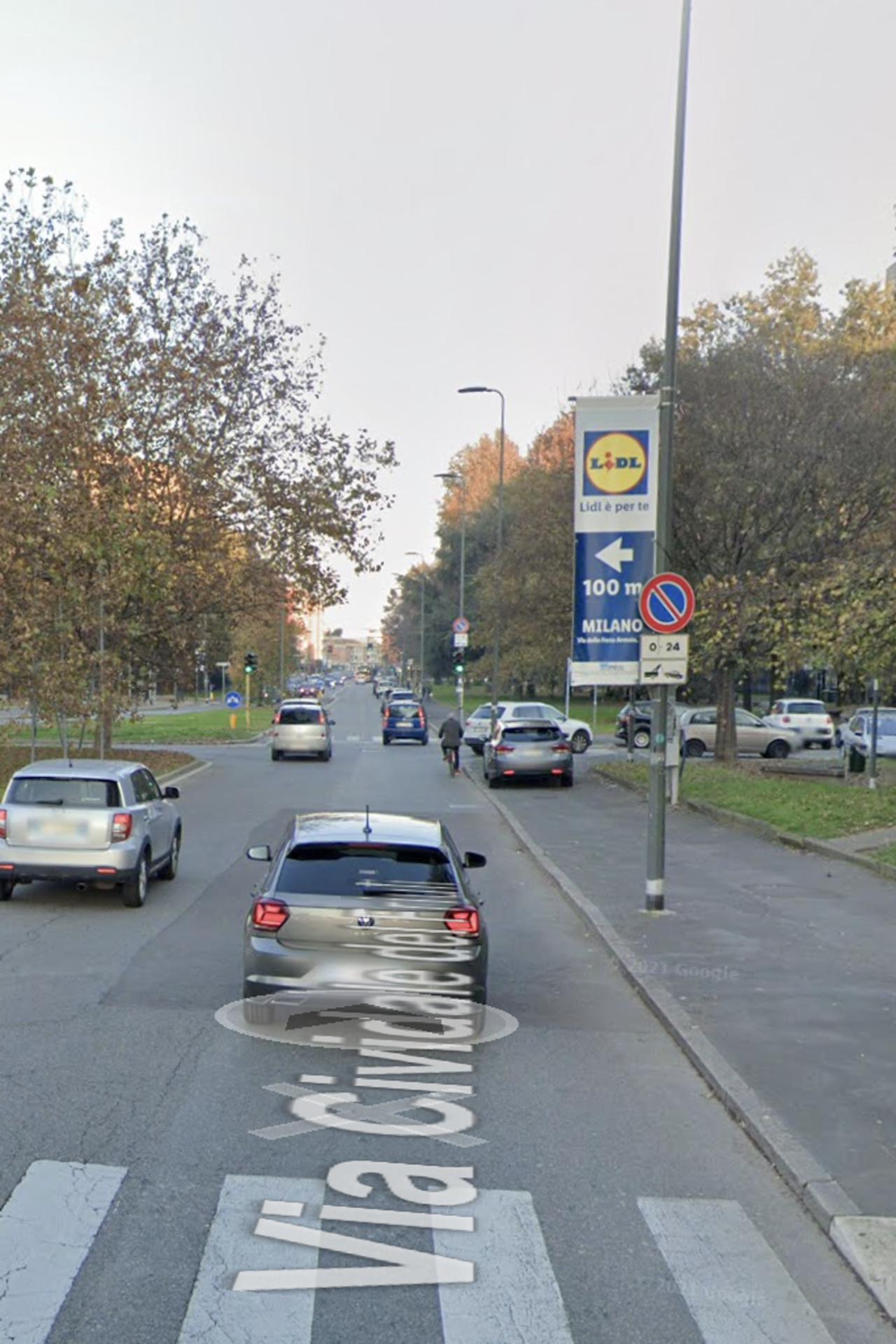 Impianto vertical banner a Milano