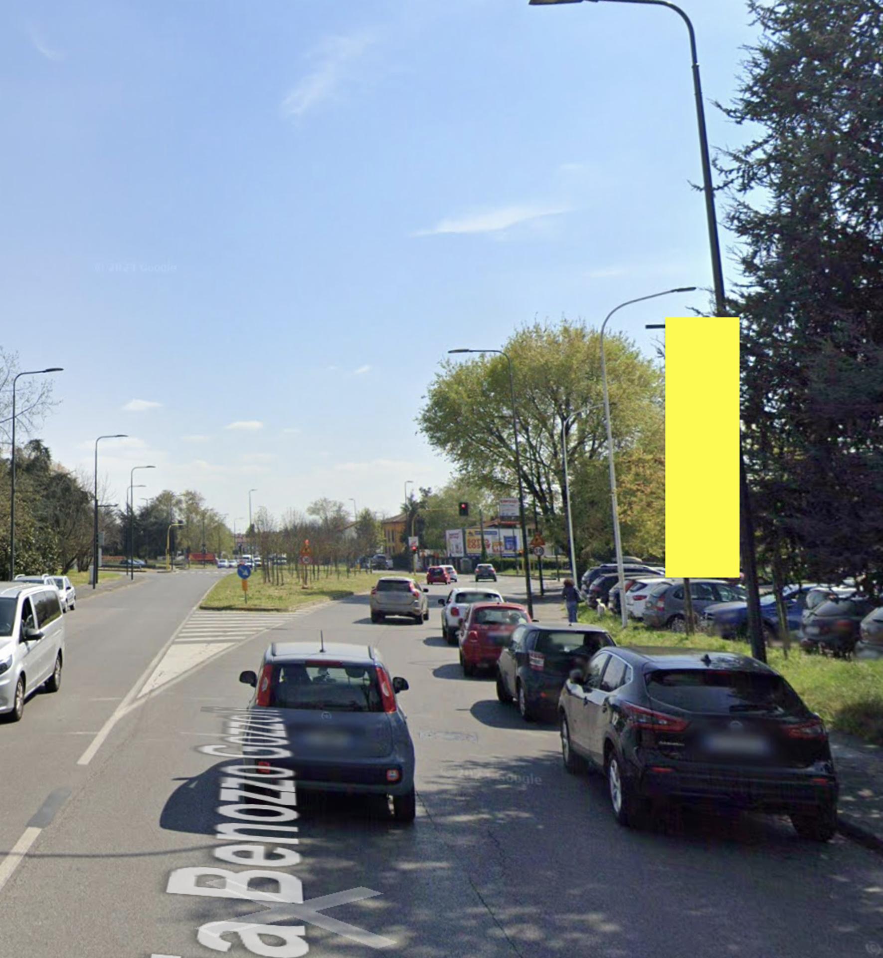 Impianto vertical banner a Milano