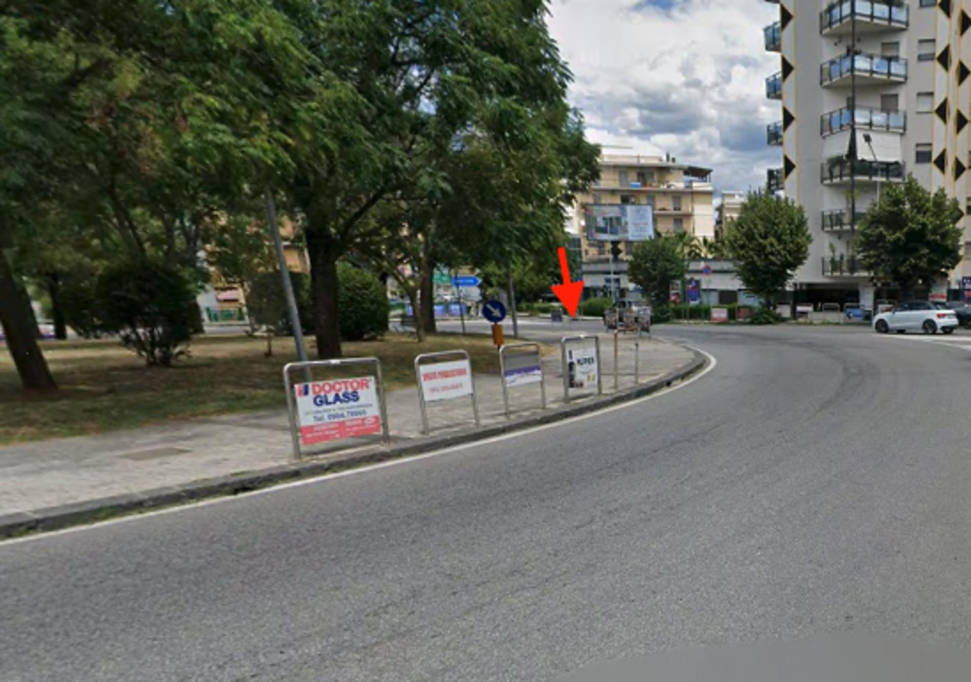 Impianto a P.zza maestri del lav.  Cosenza
