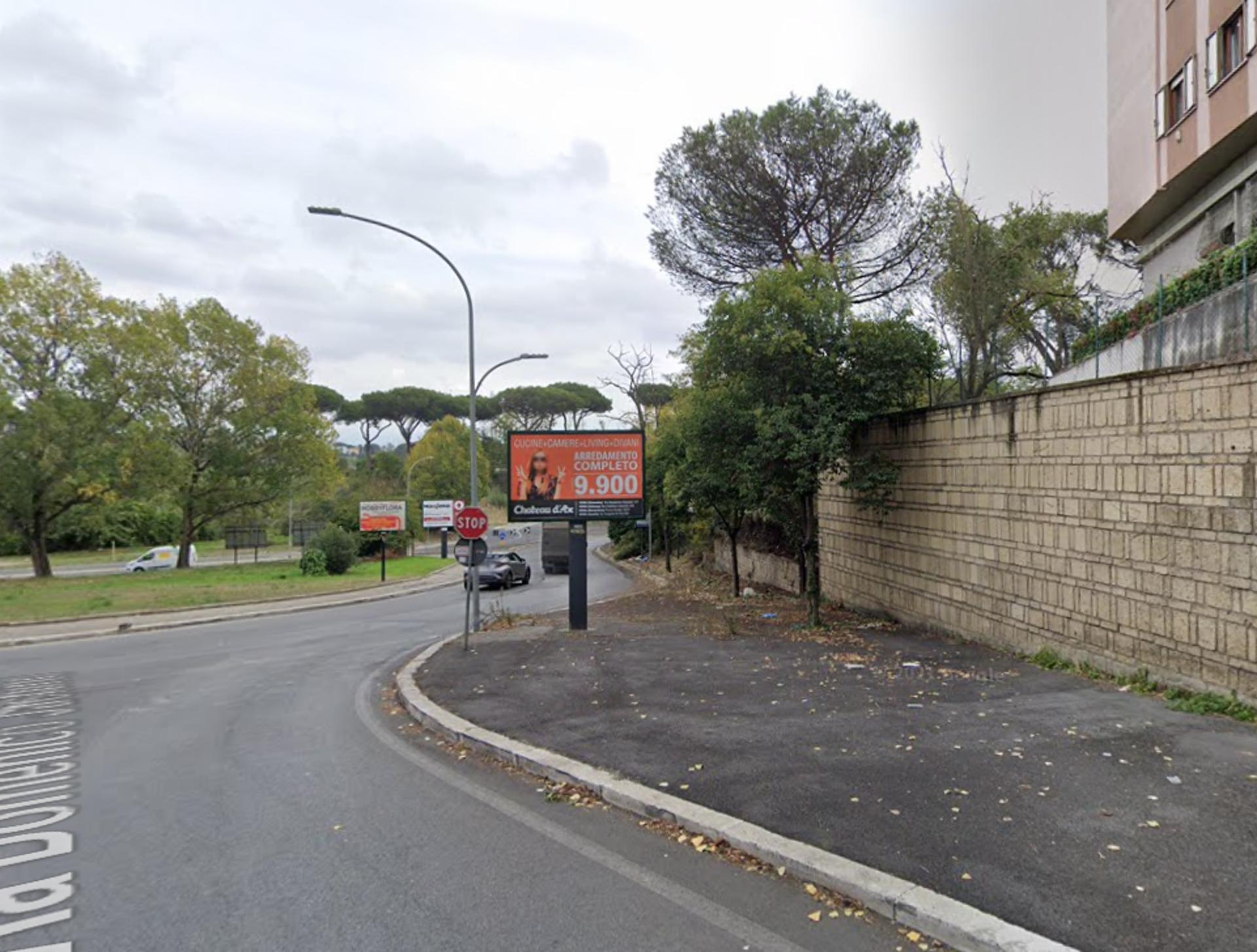 Impianto POSTER a Roma, in zona Alice