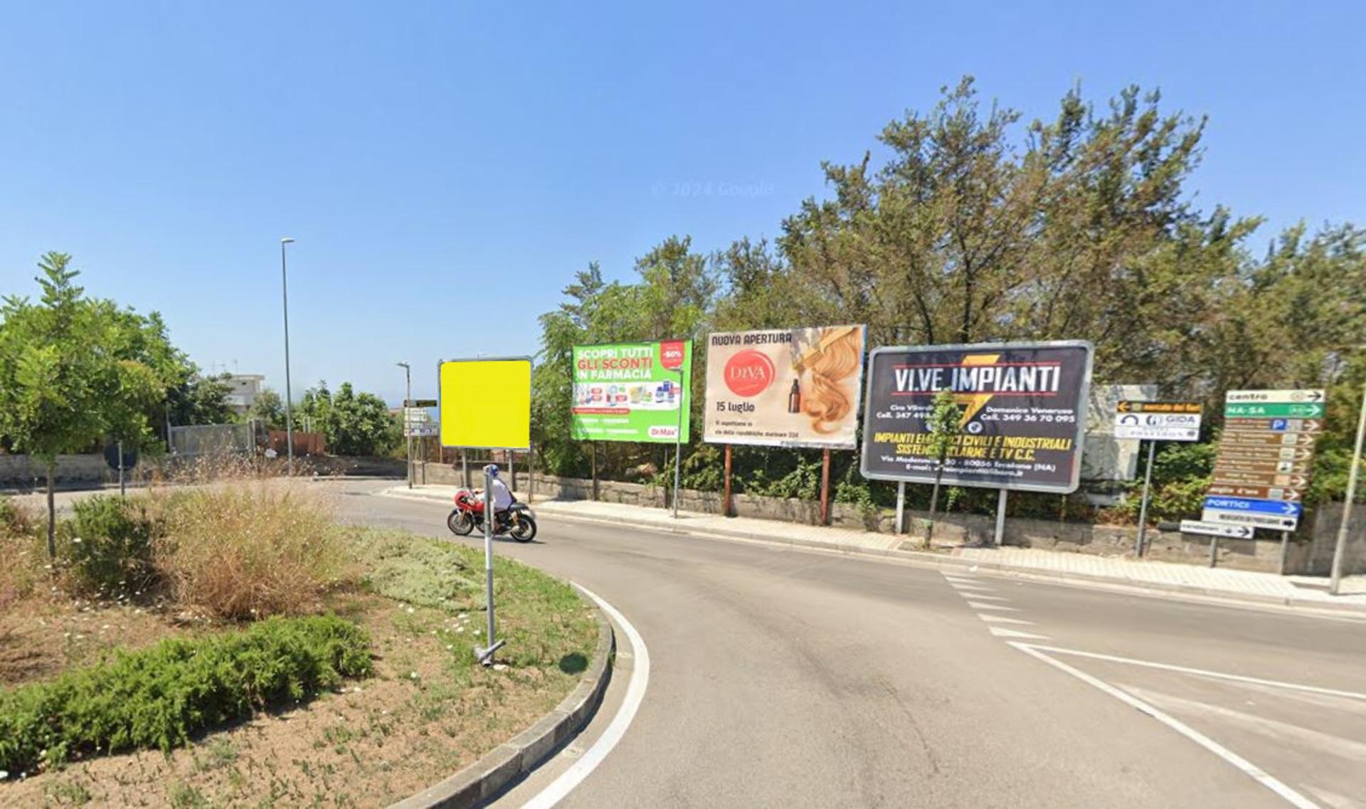 Impianto POSTER a Ercolano, in zona pizzeria Belvedere