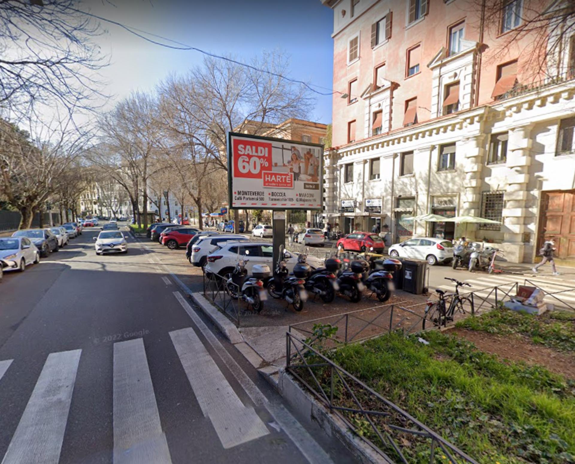 Impianto POSTER a Roma, in zona Bar Trevi IV Generazione