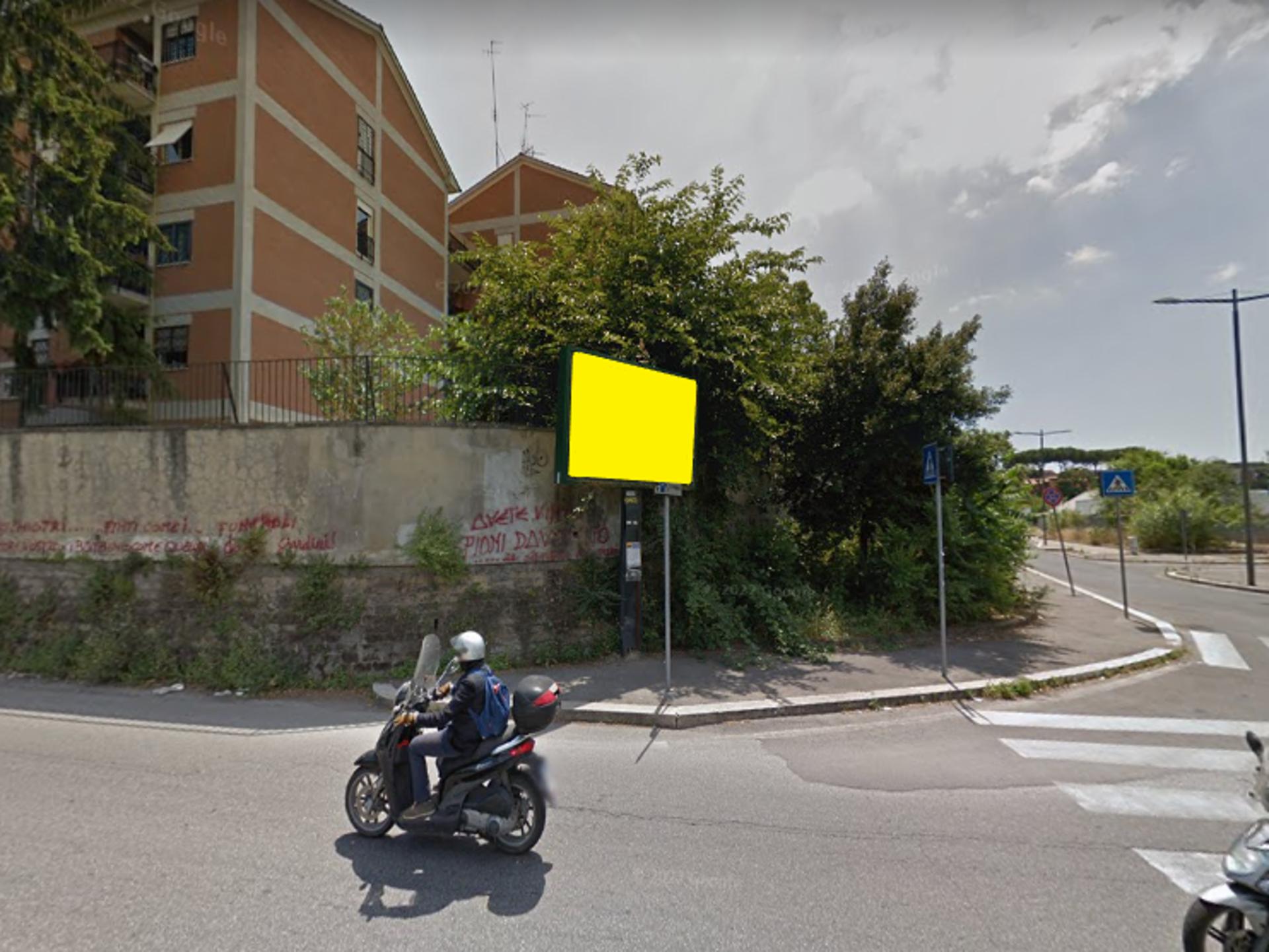 Impianto POSTER a Roma, in zona Ipercarni