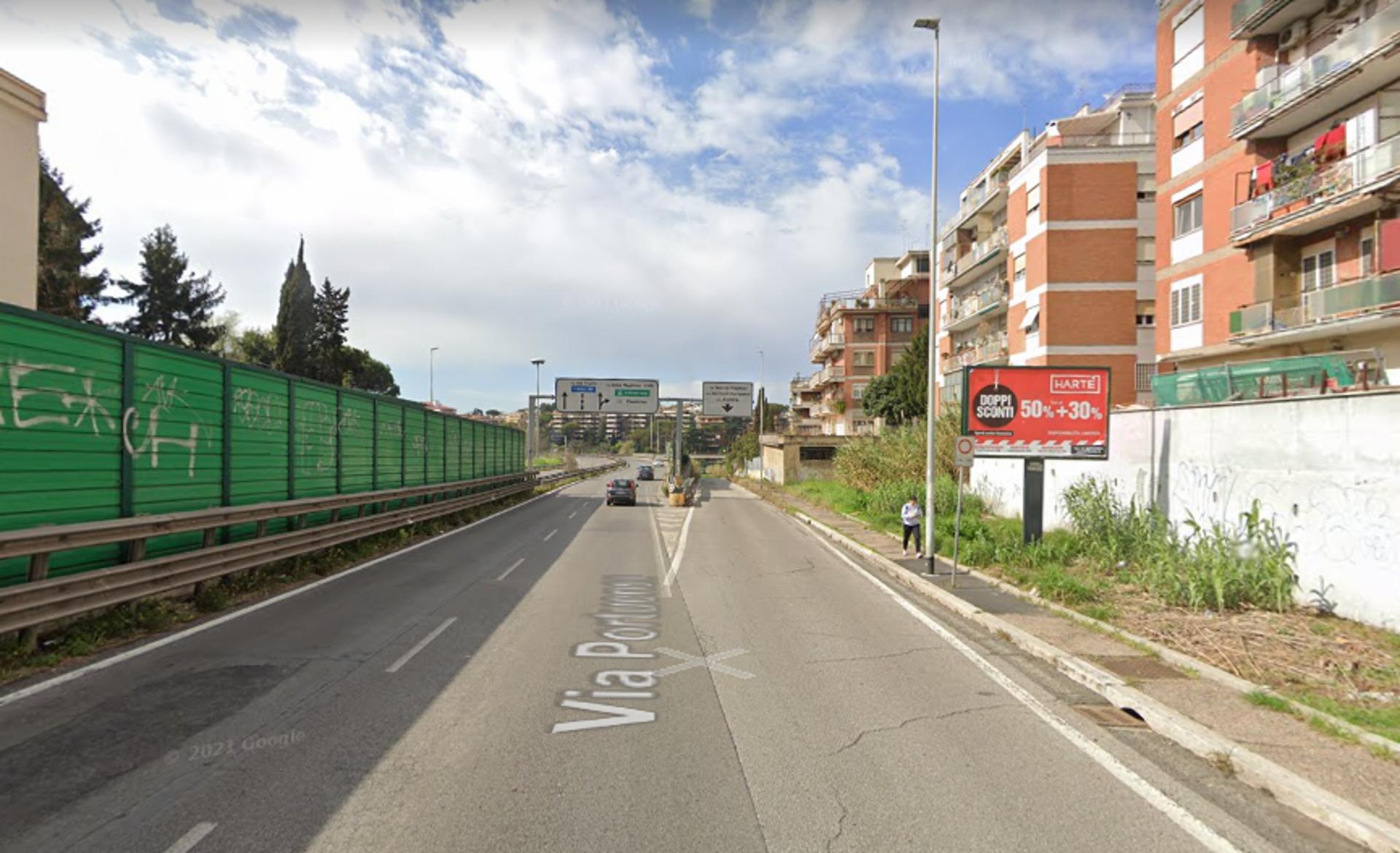 Impianto POSTER a Roma, in zona McDonald's