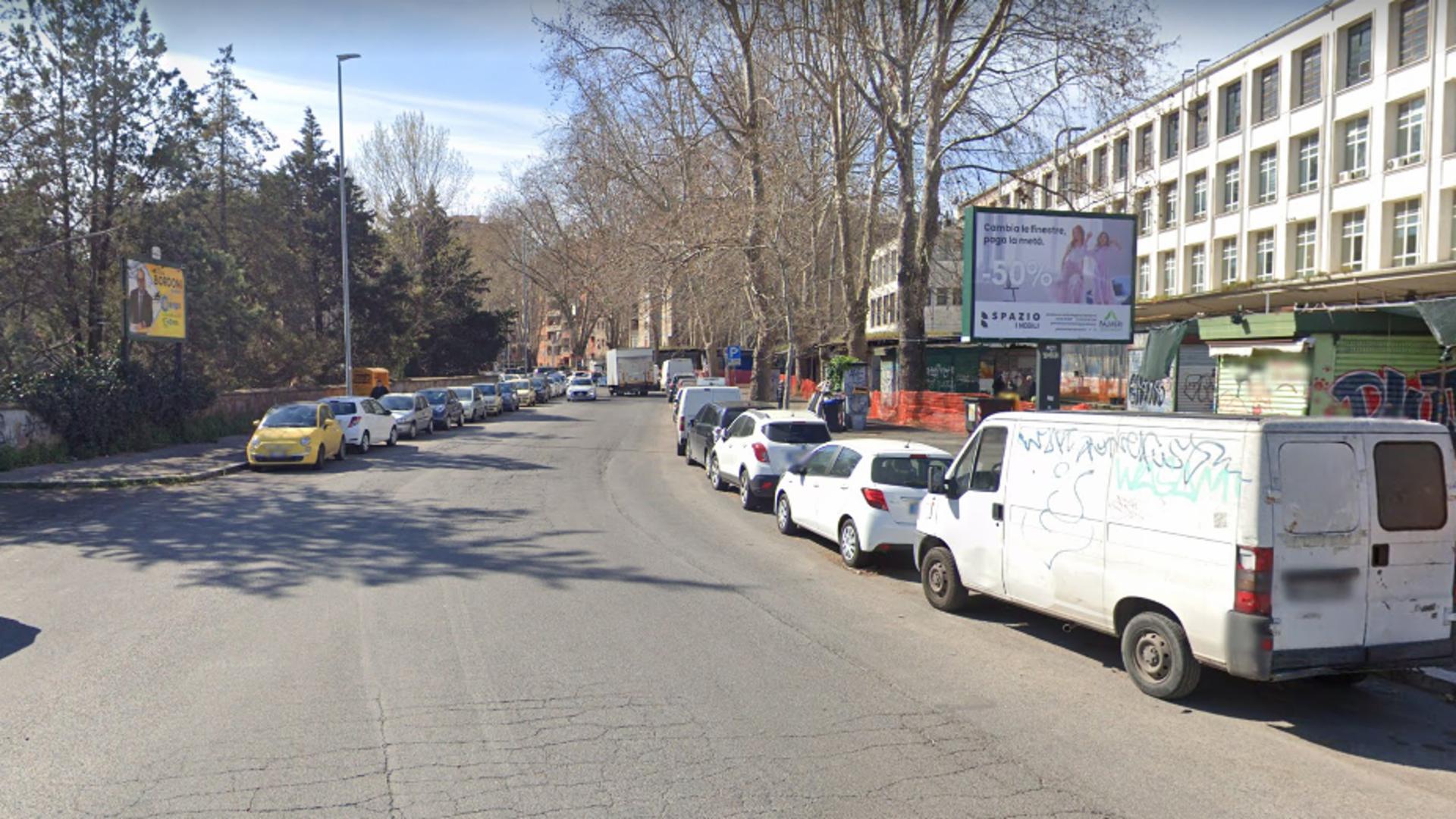 Impianto POSTER a Roma, in zona Carlo Pontillo Barbiere