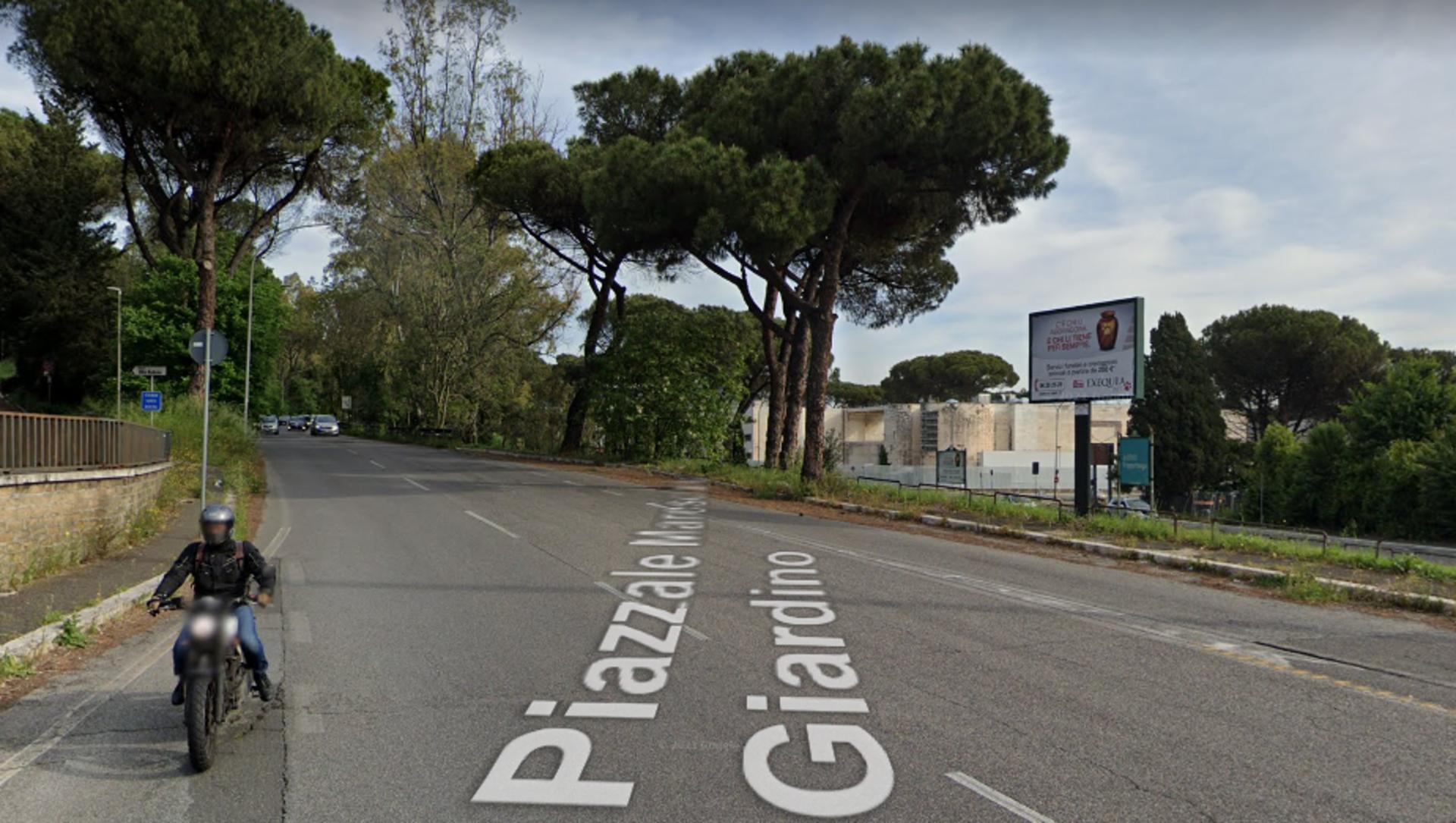 Impianto a VIALE DELLO STADIO OLIMPICO 10 MT. INCROCIO  V. PRATO FALCONE  Roma