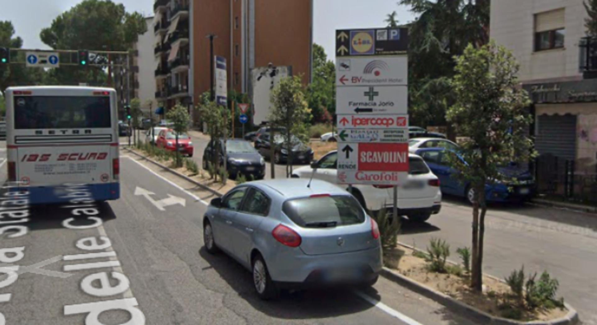 Impianto FRECCE / PREINSEGNE a Rende, in zona Santino Barber Shop