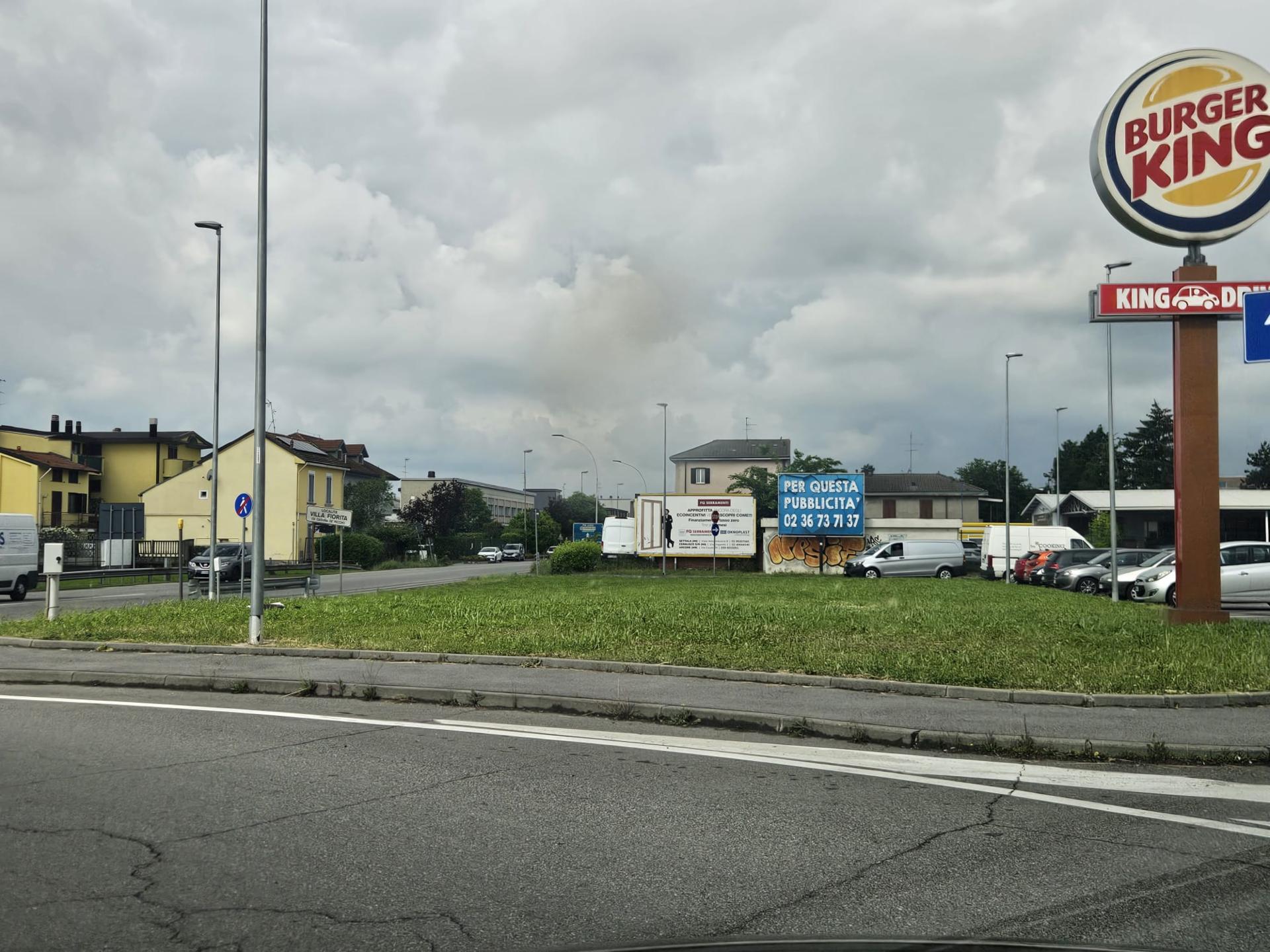 Impianto POSTER a Cassina de' Pecchi, in zona PizzAutObus