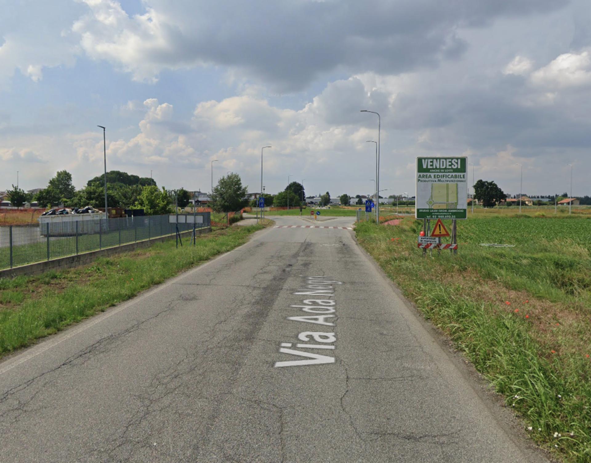 Impianto CARTELLONISTICA a Abbiategrasso, in zona Lidl