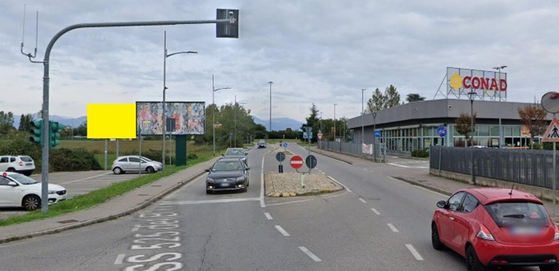 Impianto MEDI FORMATI a Boltiere, in zona Conad