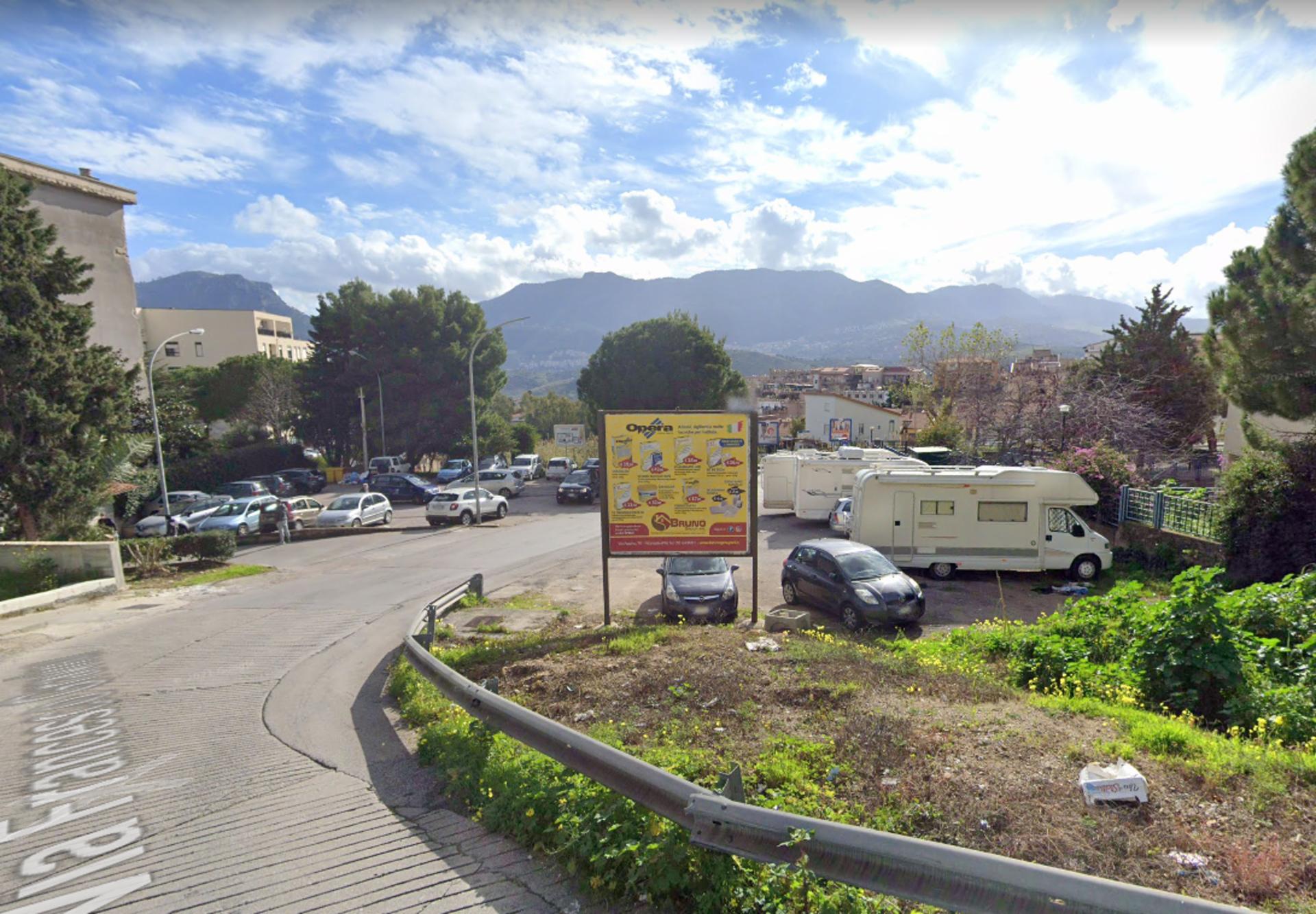 Impianto POSTER a Monreale, in zona Bar Luccese