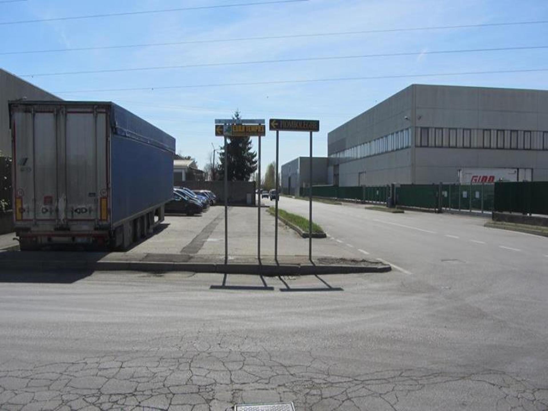 Impianto FRECCE / PREINSEGNE a Brugherio, in zona Ambrée