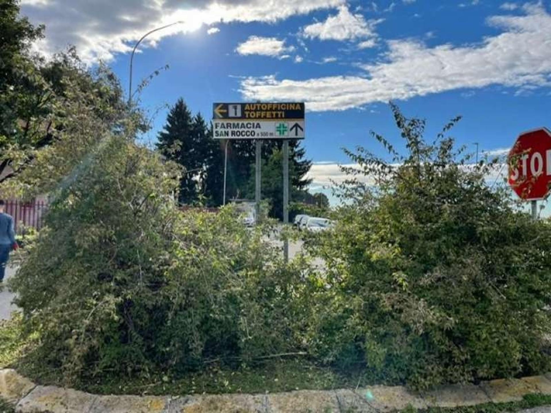 Impianto FRECCE / PREINSEGNE a Bussero, in zona Villa Sioli Legnani