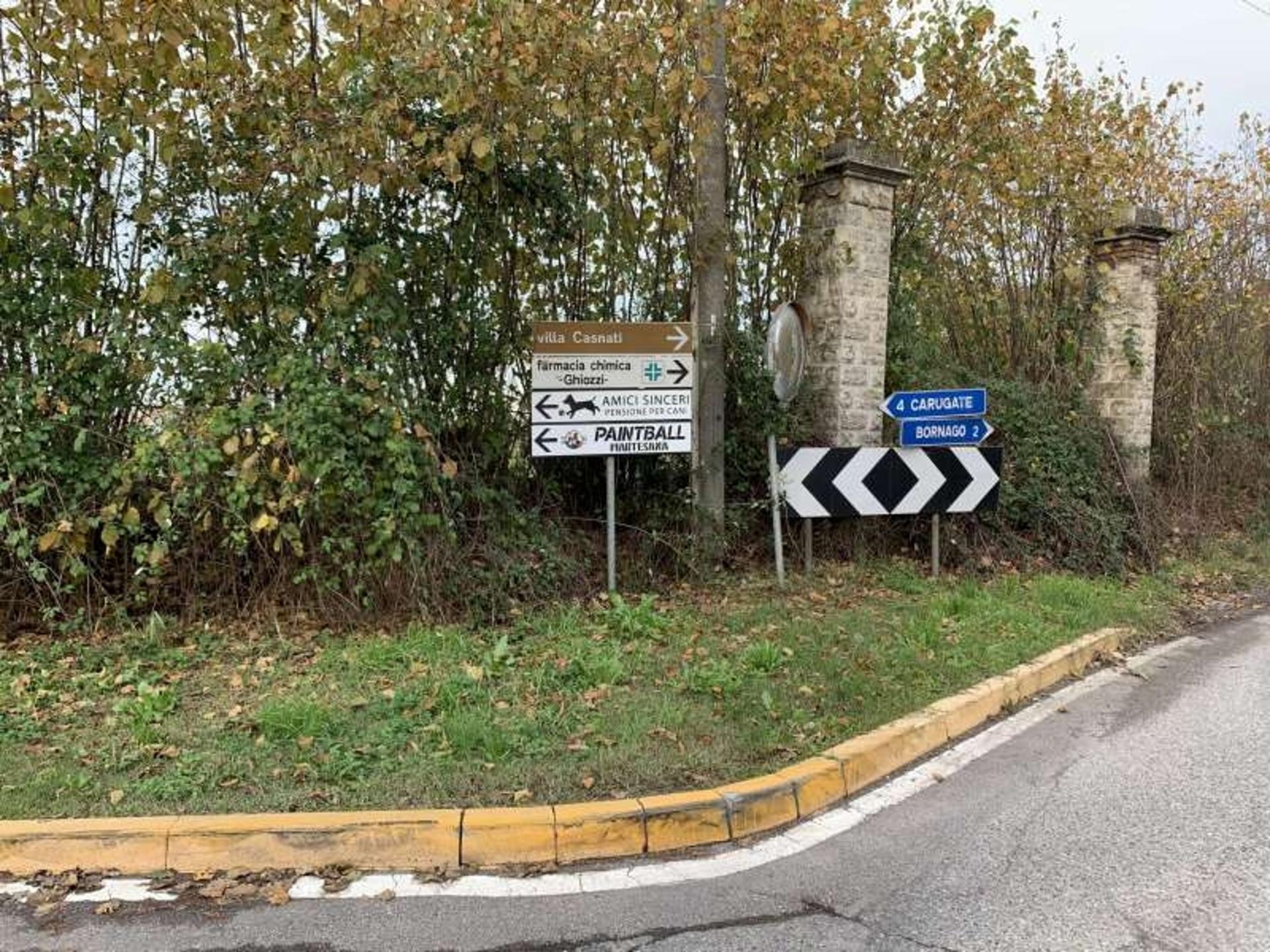 Impianto FRECCE / PREINSEGNE a Bussero, in zona Villa Sioli Legnani