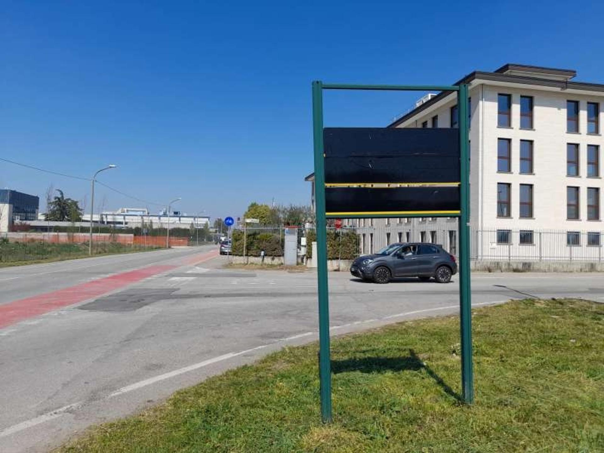 Impianto FRECCE / PREINSEGNE a Carugate, in zona Parco Nuovi Nati