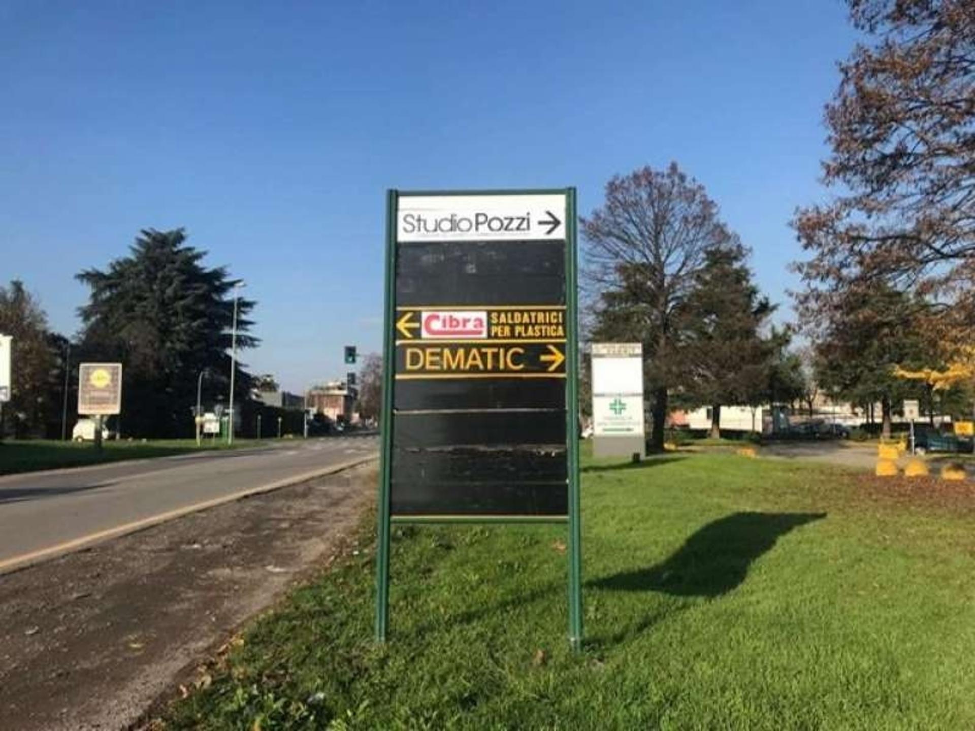 Impianto FRECCE / PREINSEGNE a Cernusco sul Naviglio, in zona Pizzeria Naviglio Gao