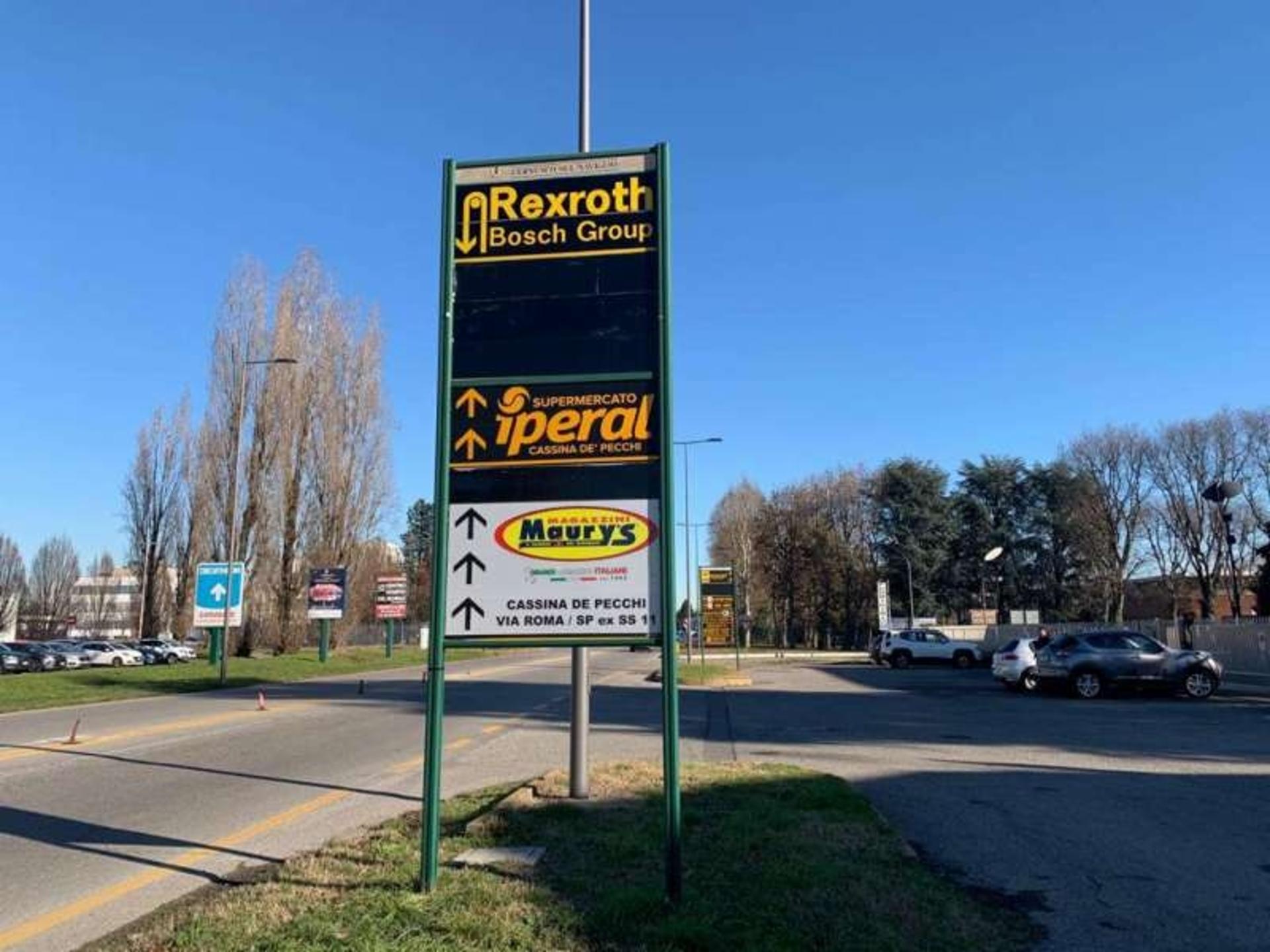 Impianto FRECCE / PREINSEGNE a Cernusco sul Naviglio, in zona Pizzeria Naviglio Gao