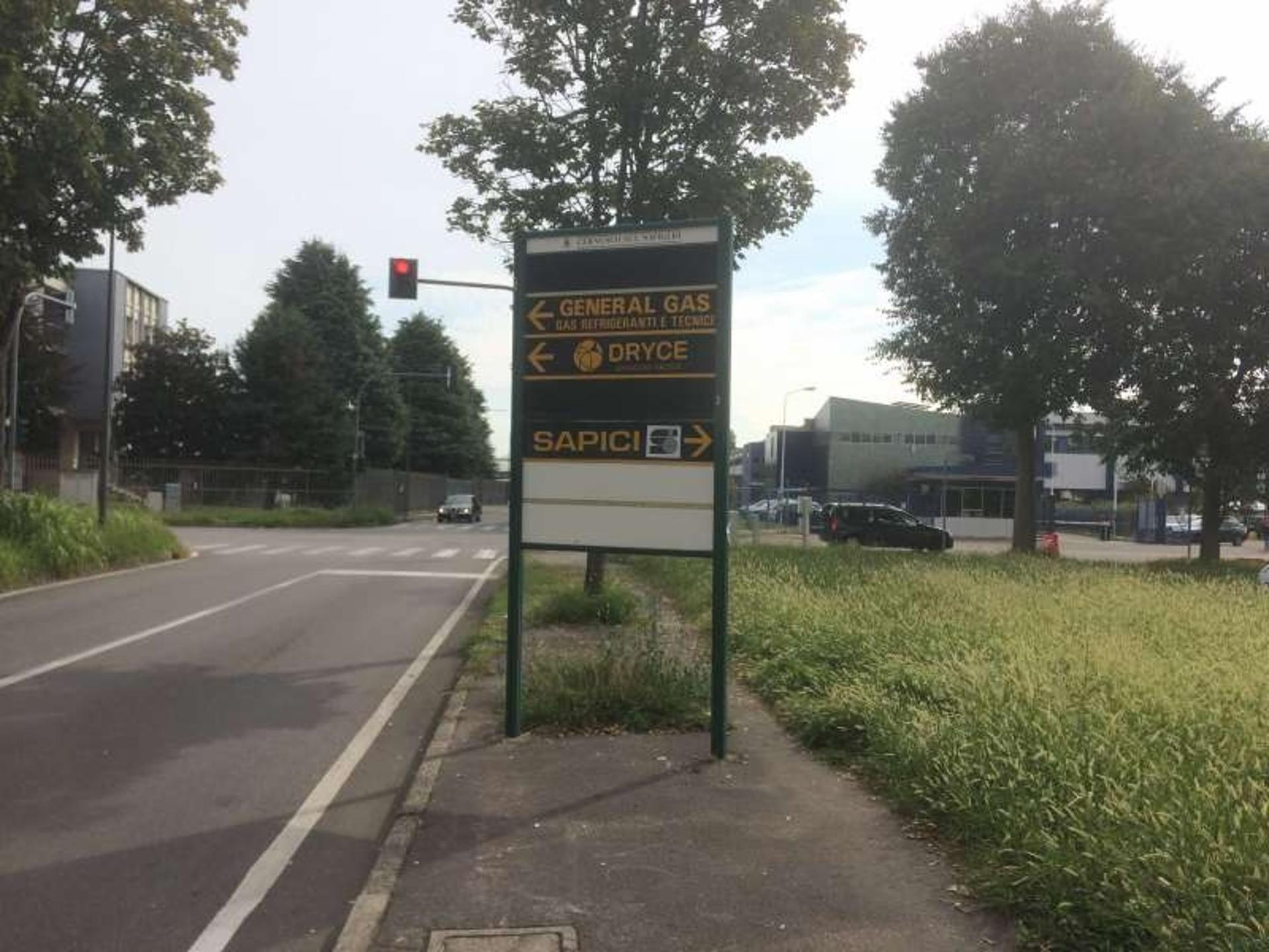 Impianto FRECCE / PREINSEGNE a Cernusco sul Naviglio, in zona Pizzeria Naviglio Gao