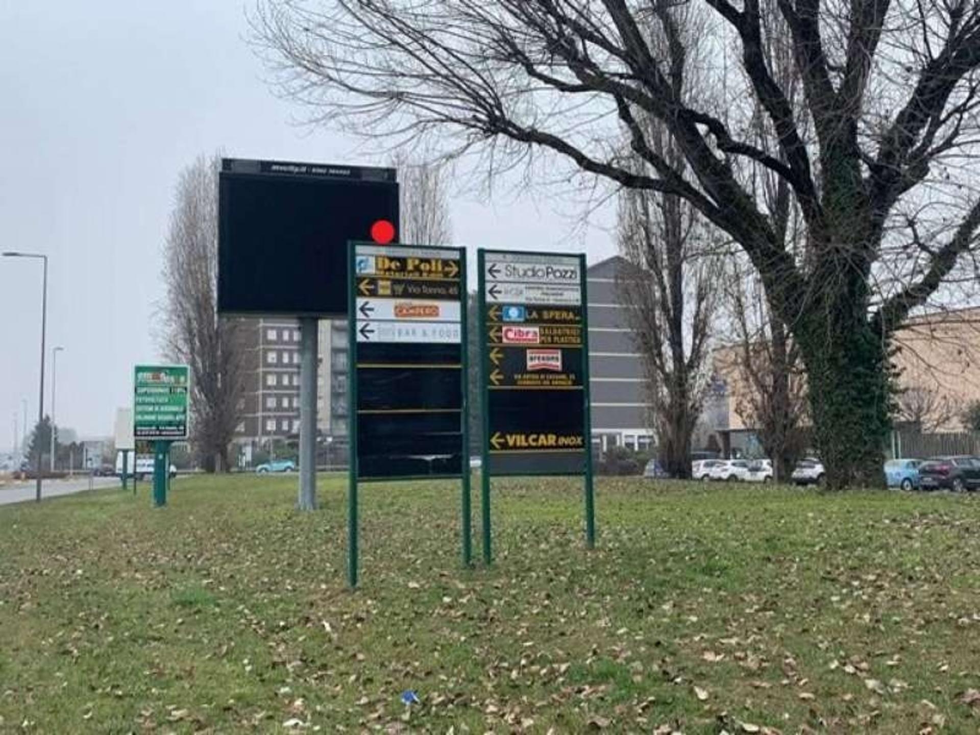 Impianto FRECCE / PREINSEGNE a Cernusco sul Naviglio, in zona Pizzeria Naviglio Gao