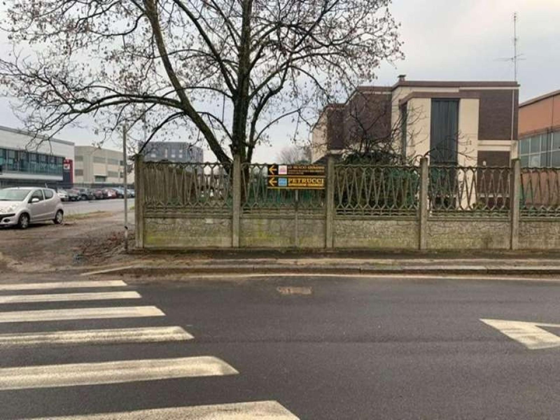 Impianto FRECCE / PREINSEGNE a Paderno Dugnano, in zona La Villetta Bar Paninoteca