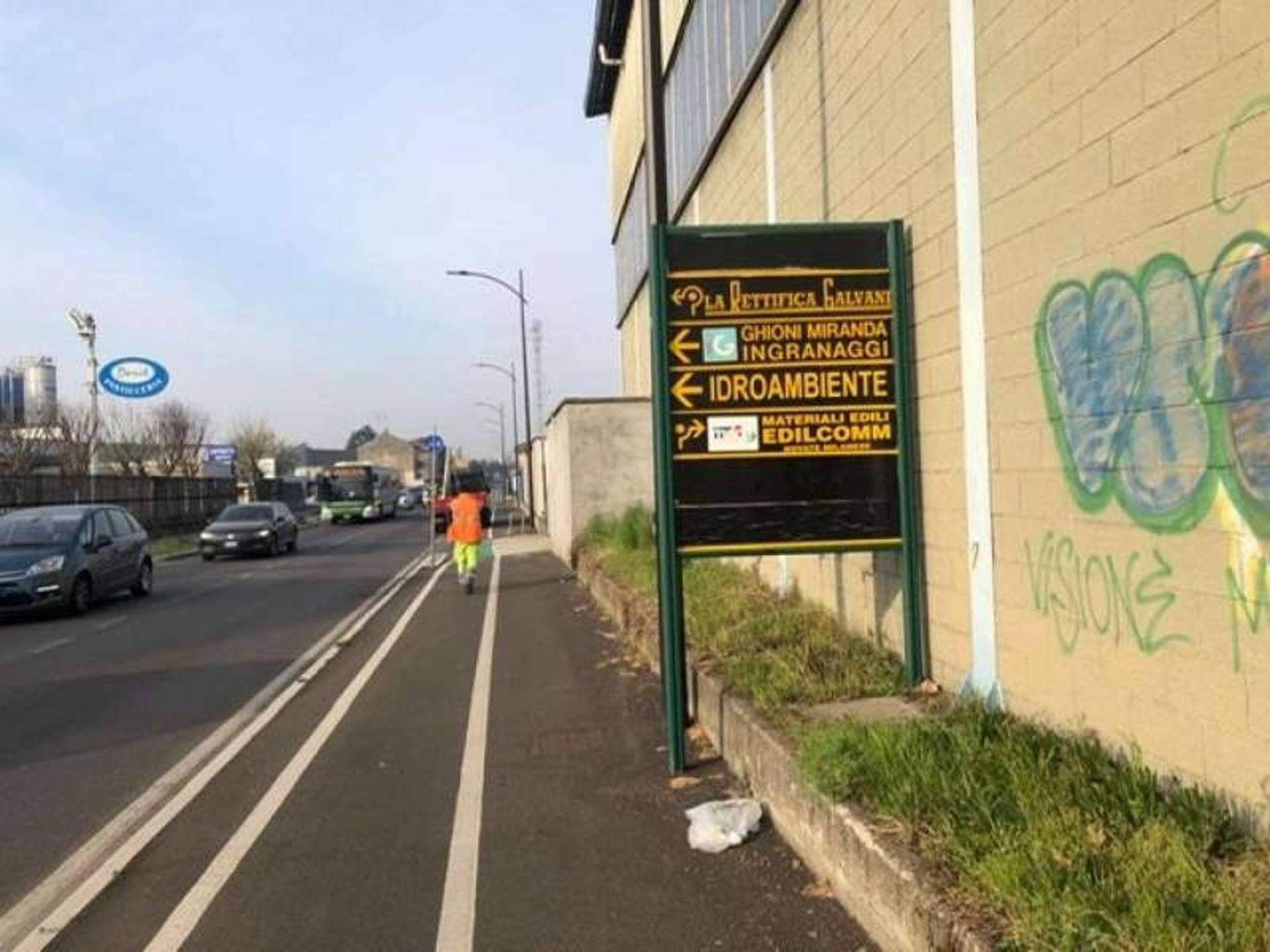 Impianto FRECCE / PREINSEGNE a Novate Milanese, in zona Esso