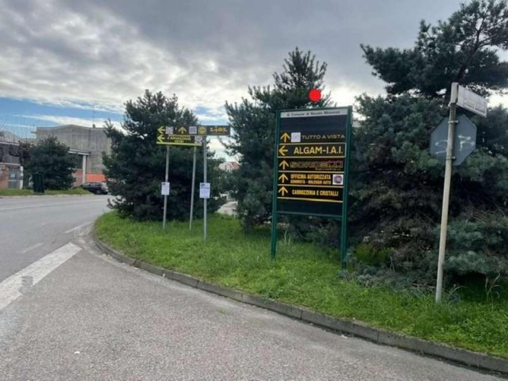 Impianto FRECCE / PREINSEGNE a Novate Milanese, in zona Esso
