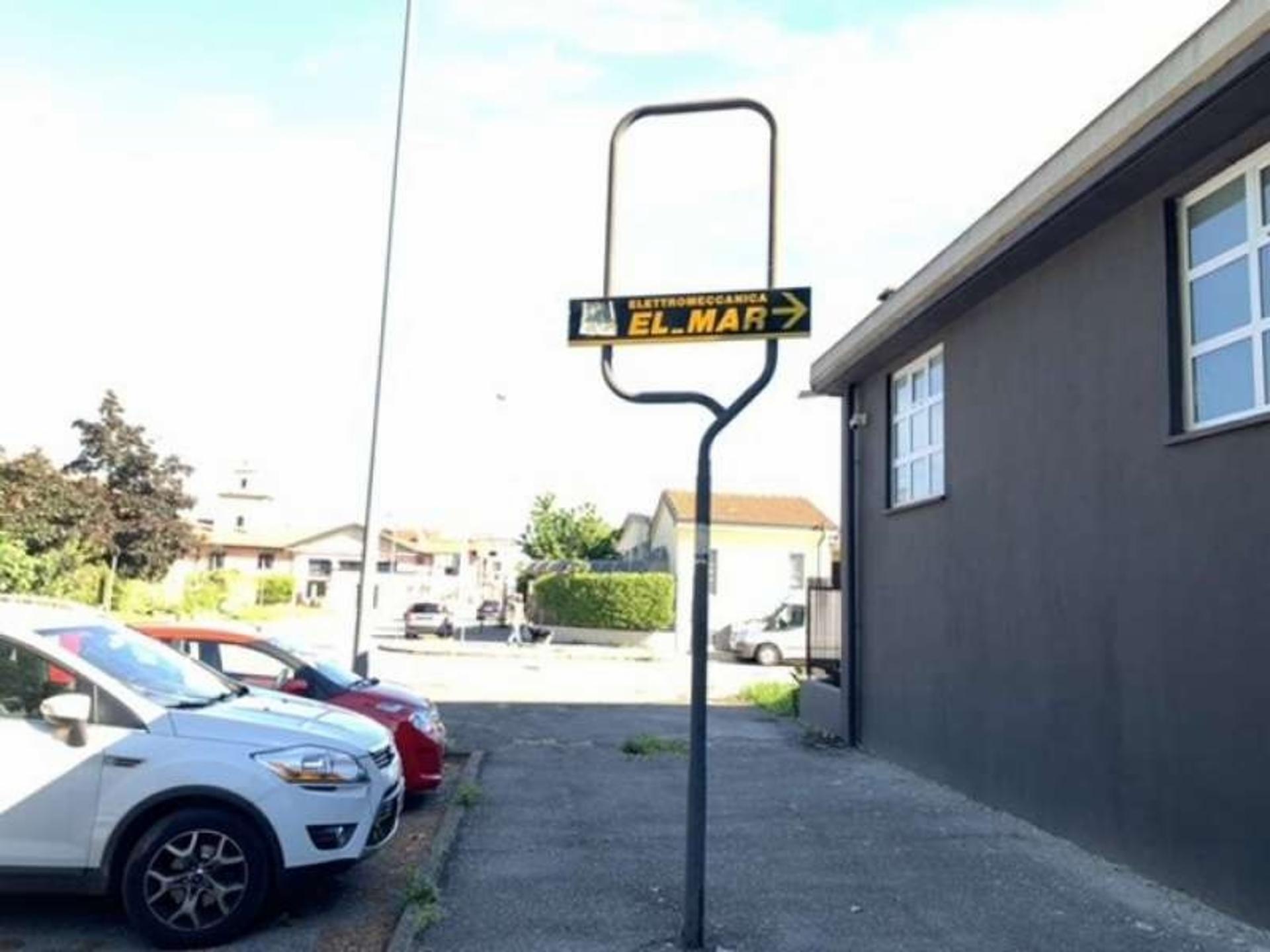 Impianto FRECCE / PREINSEGNE a Bareggio, in zona ChocoLù Bar