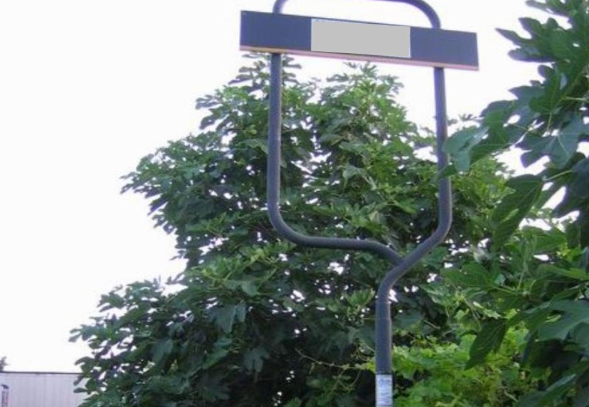 Impianto FRECCE / PREINSEGNE a Bareggio, in zona Parco ninos de rua