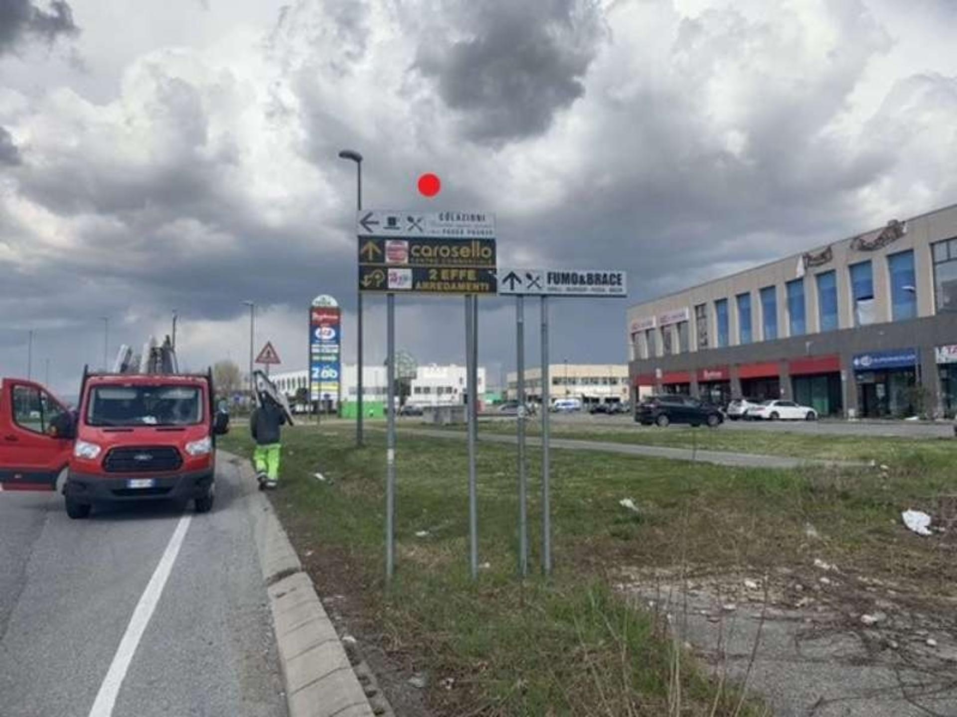 Impianto FRECCE / PREINSEGNE a Pessano con Bornago, in zona Centro Servizi La Fenice