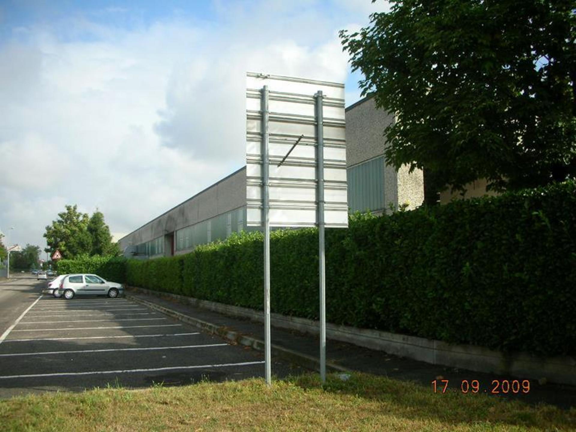 Impianto FRECCE / PREINSEGNE a Bovisio-Masciago, in zona Biesse Divani